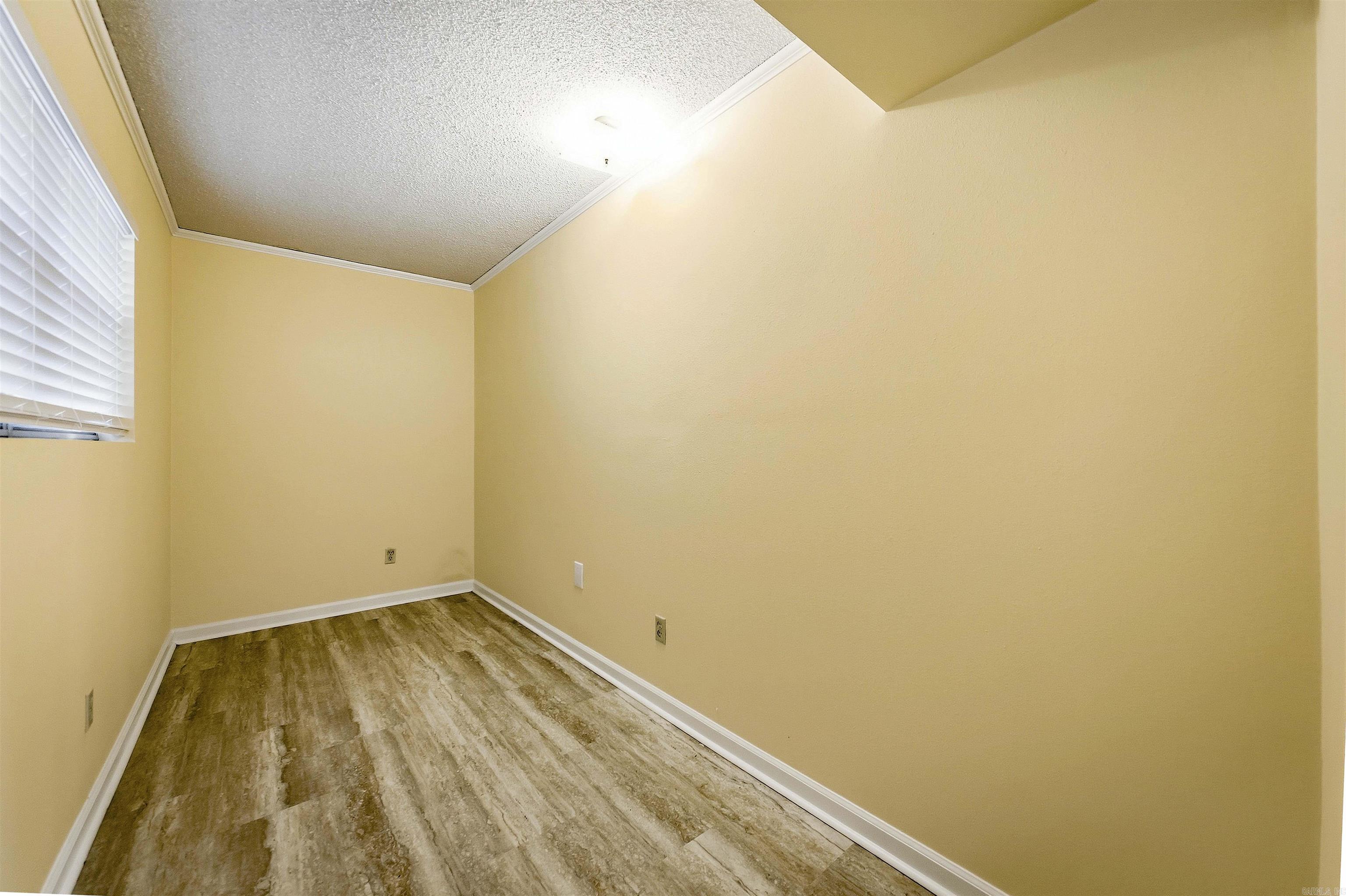 47 Flintwood Property Photo 31