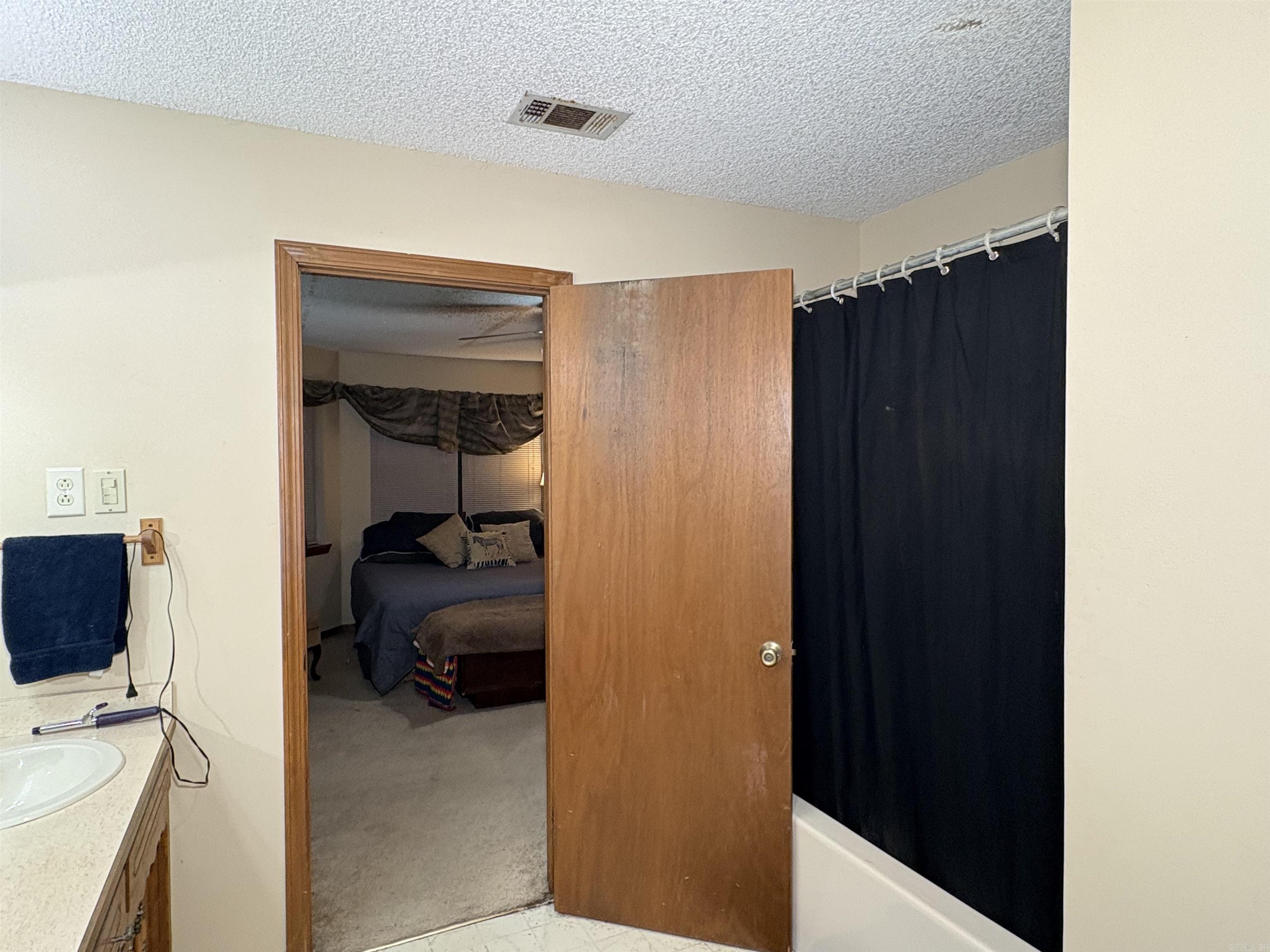 1440 Central Road Property Photo 30