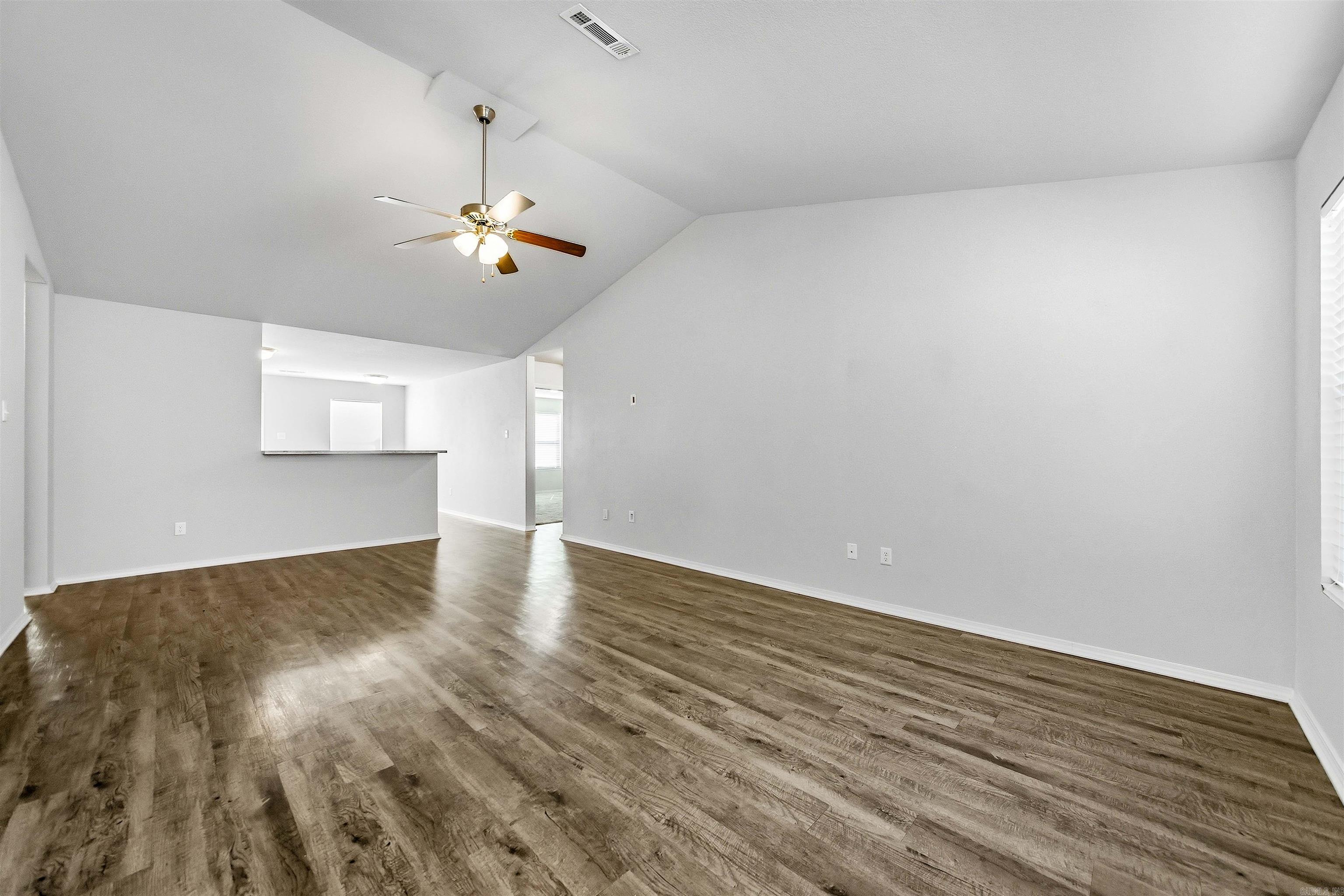 6096 Saddle Hill Drive Property Photo 11