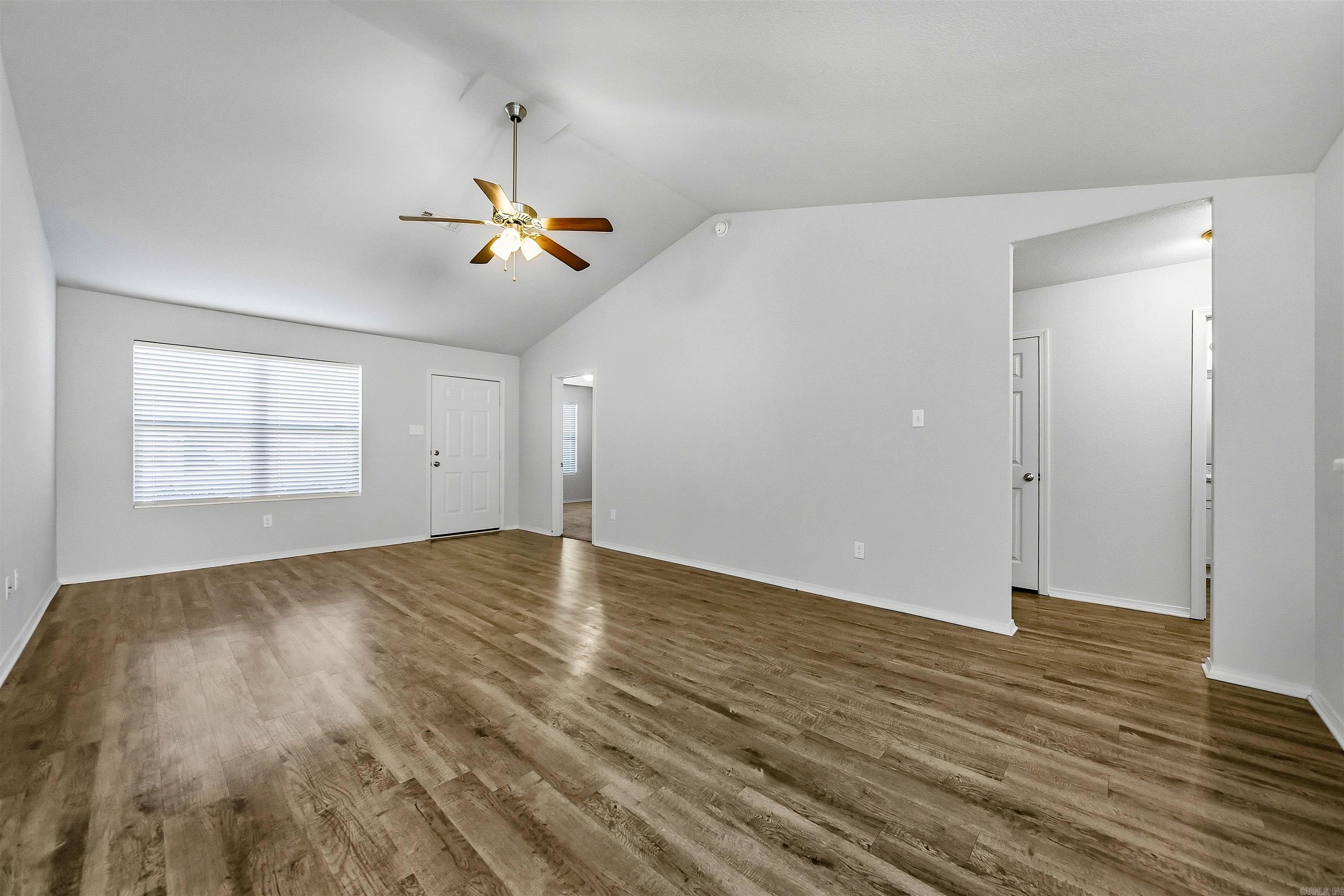 6096 Saddle Hill Drive Property Photo 20
