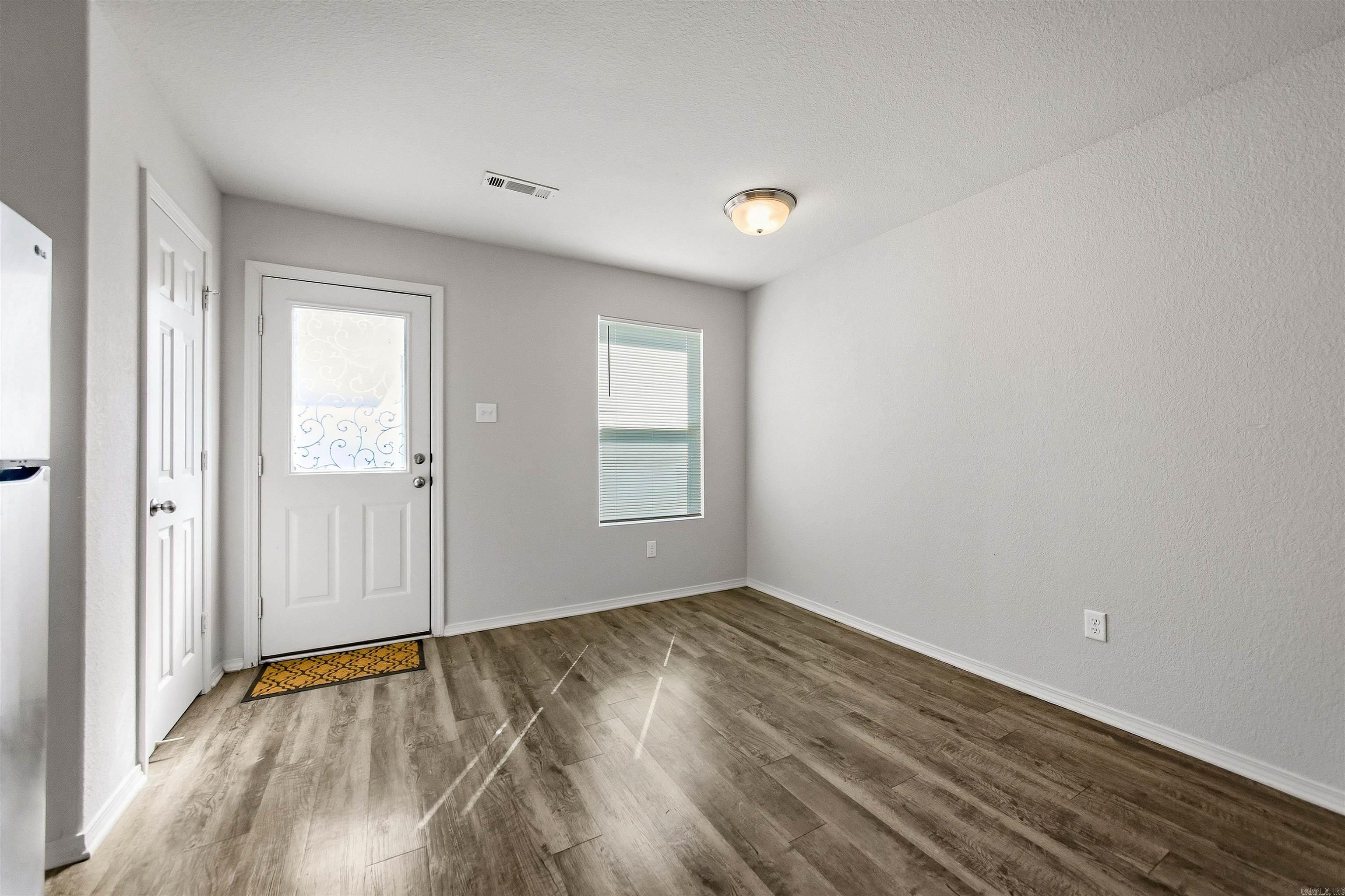 6096 Saddle Hill Drive Property Photo 25