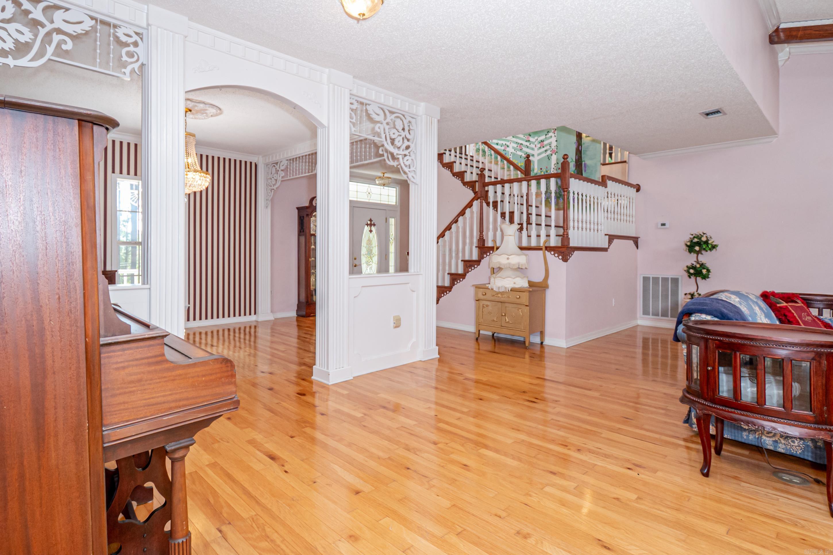 2784 Hinson Road Property Photo 9