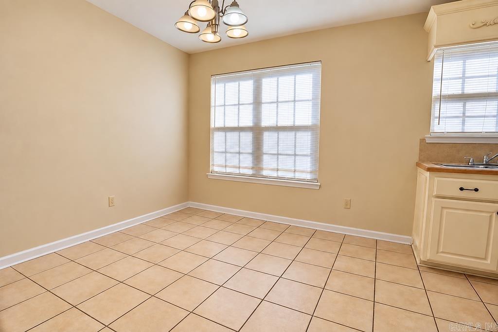 15 Bryant St Property Photo 10