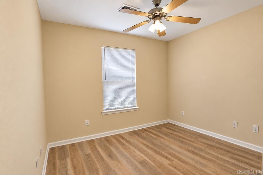 15 Bryant St Property Photo 17