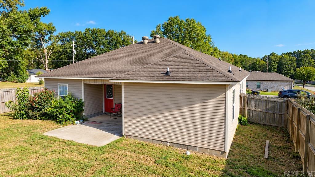 15 Bryant St Property Photo 26