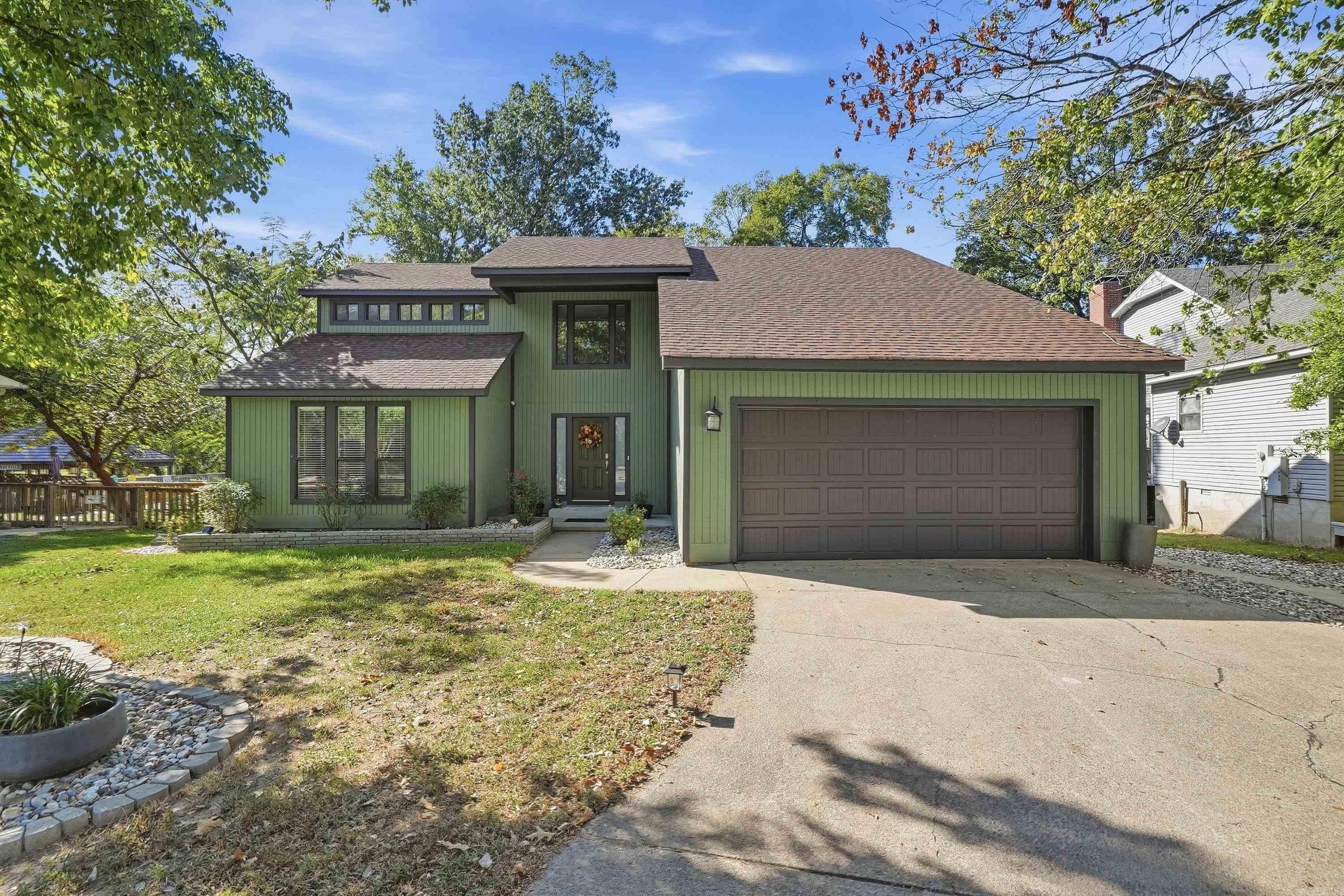 95 N Dogwood Drive
