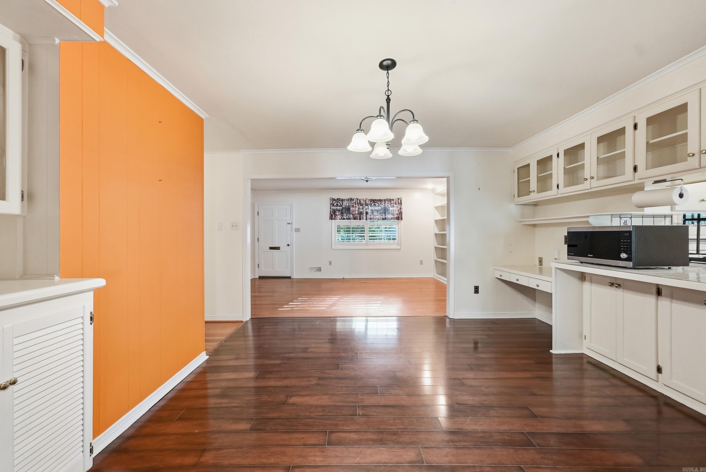 6 Meadowbrook Drive Property Photo 12