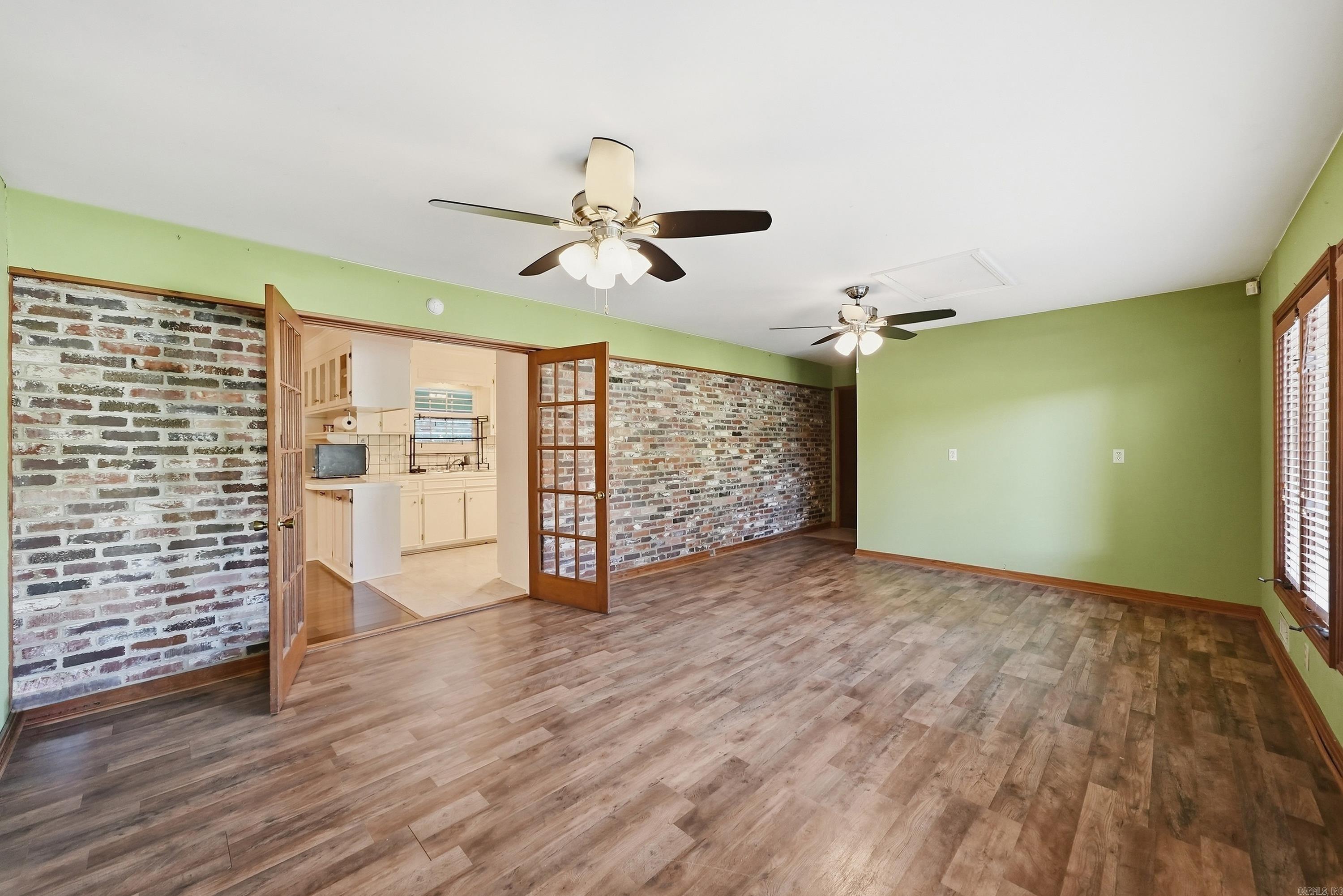 6 Meadowbrook Drive Property Photo 17