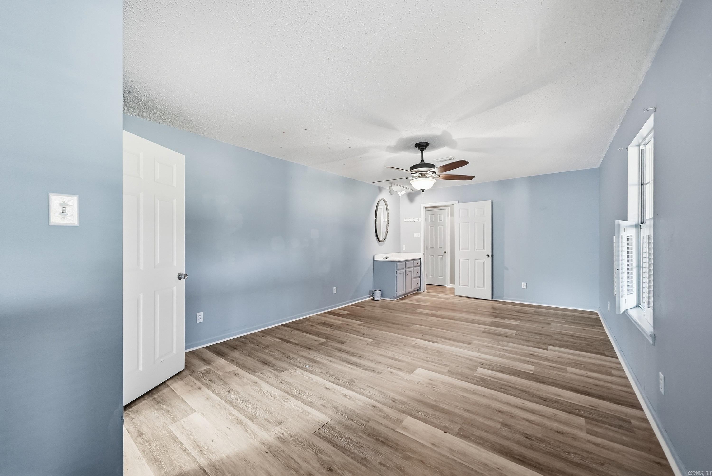 6 Meadowbrook Drive Property Photo 21