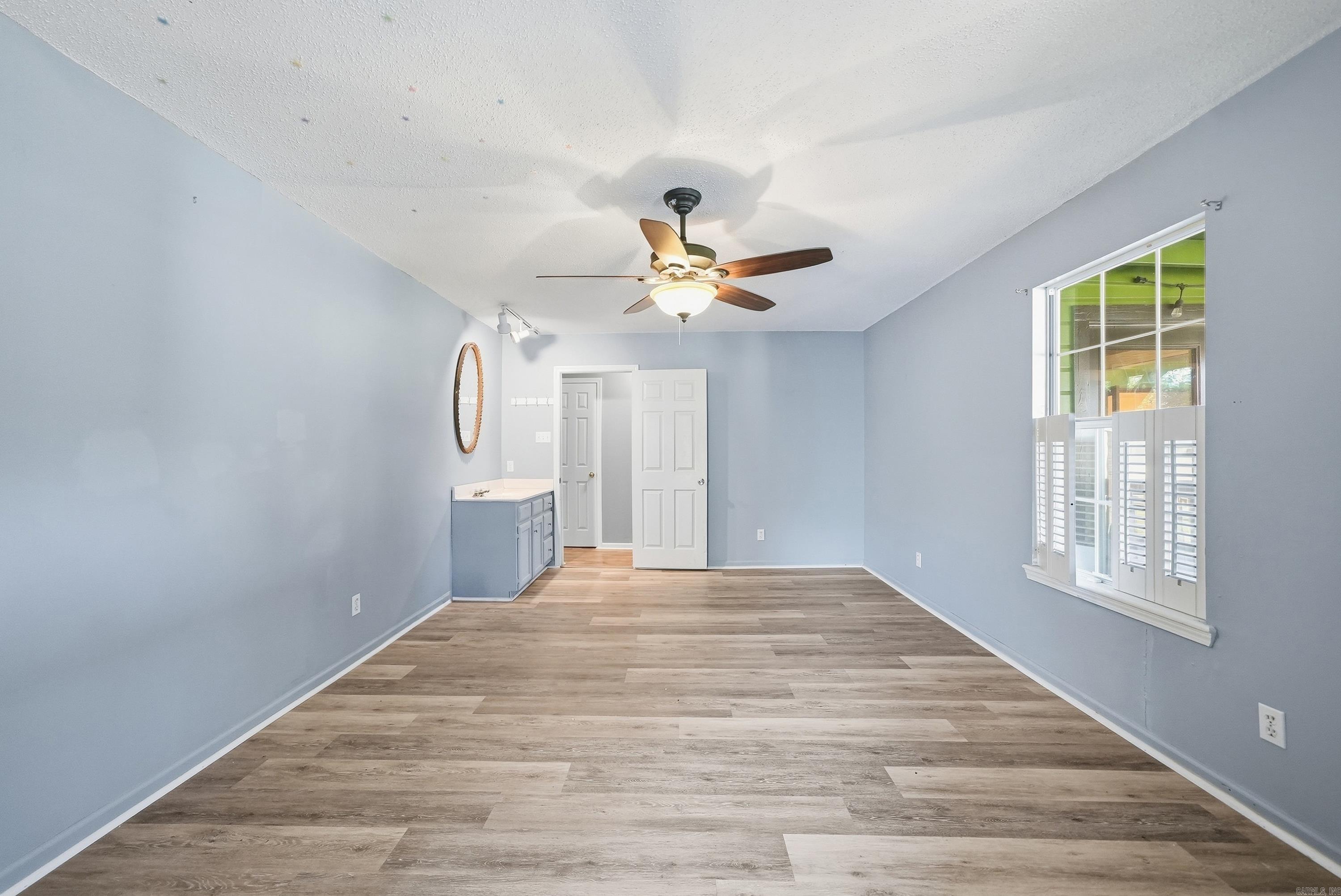 6 Meadowbrook Drive Property Photo 22