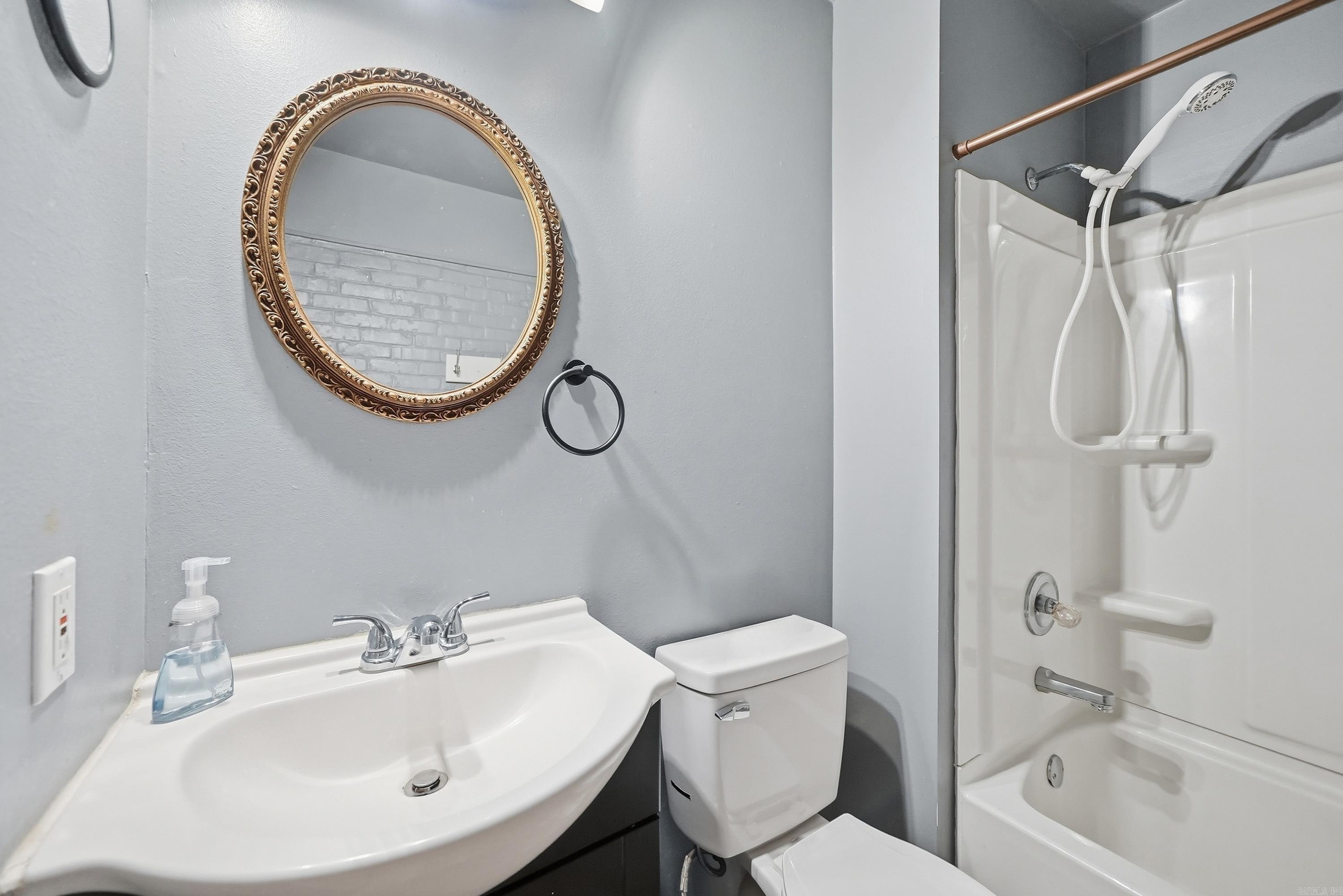 6 Meadowbrook Drive Property Photo 23