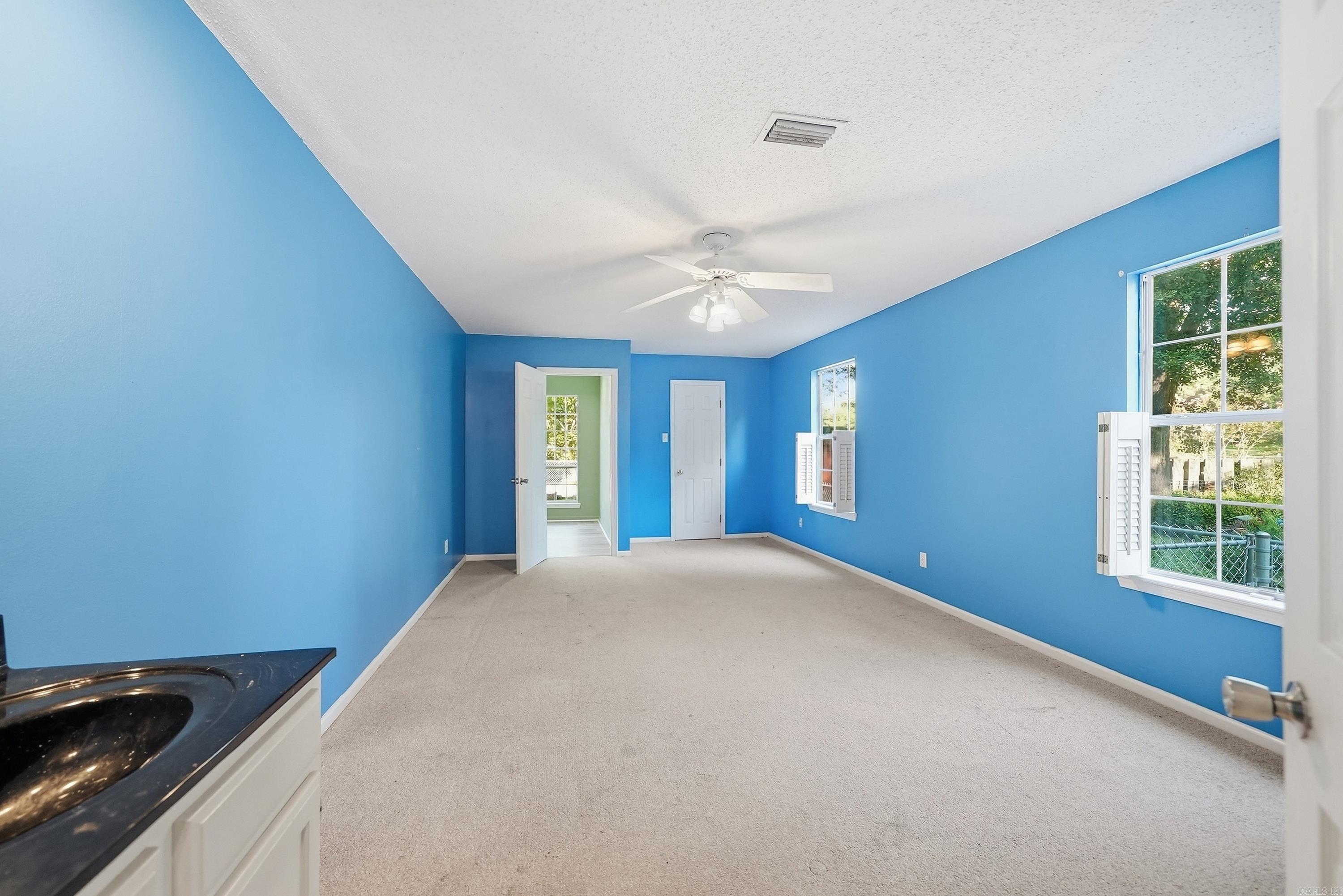 6 Meadowbrook Drive Property Photo 27