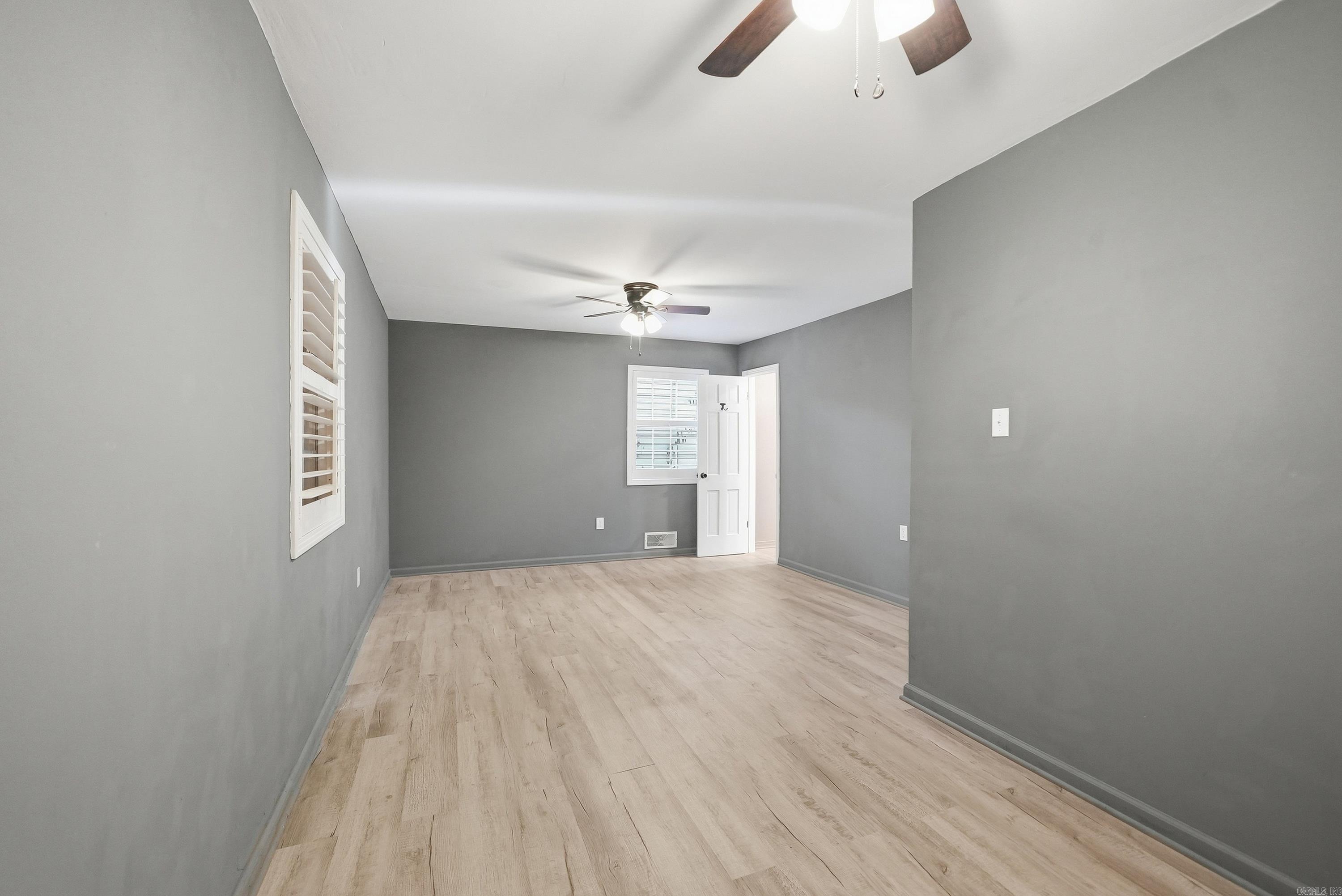 6 Meadowbrook Drive Property Photo 30