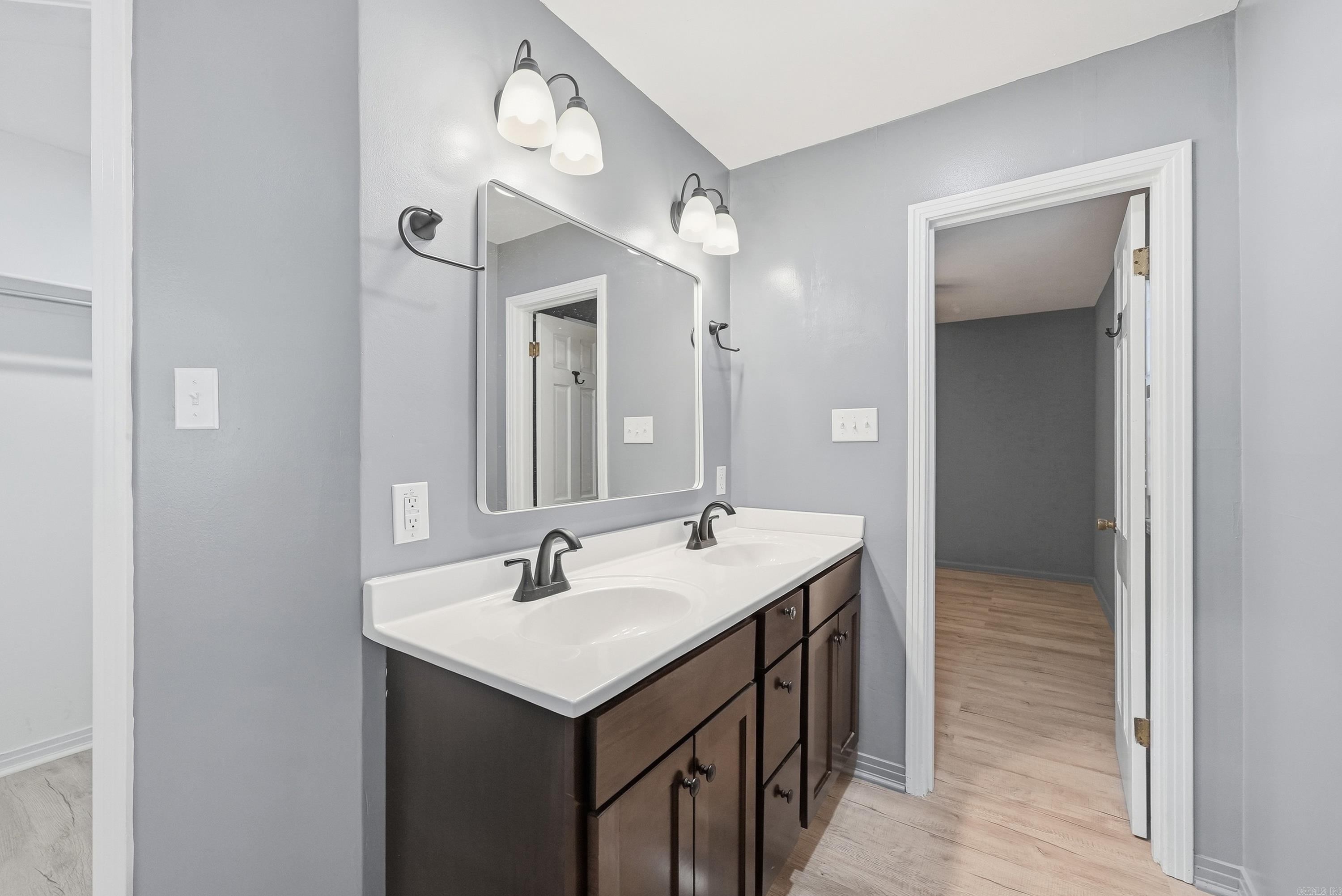 6 Meadowbrook Drive Property Photo 32