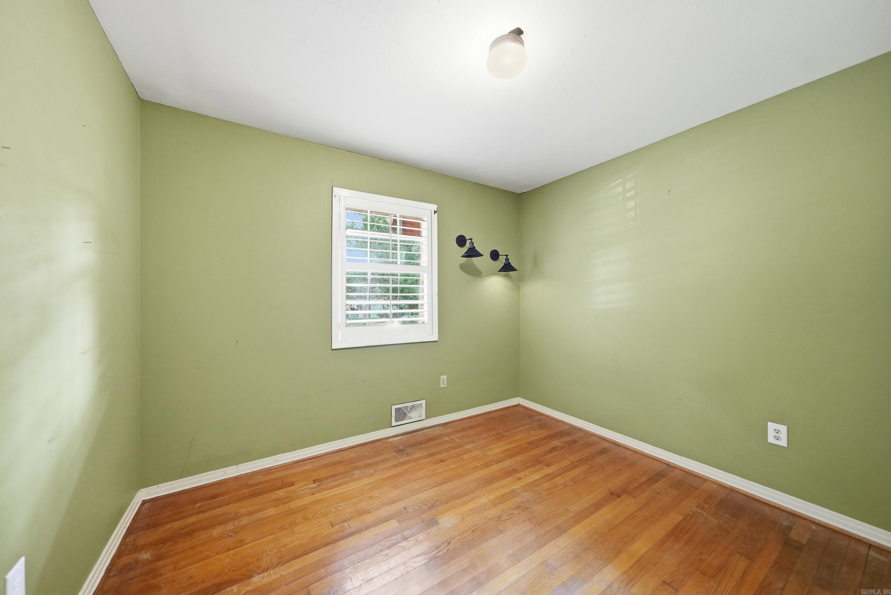 6 Meadowbrook Drive Property Photo 35