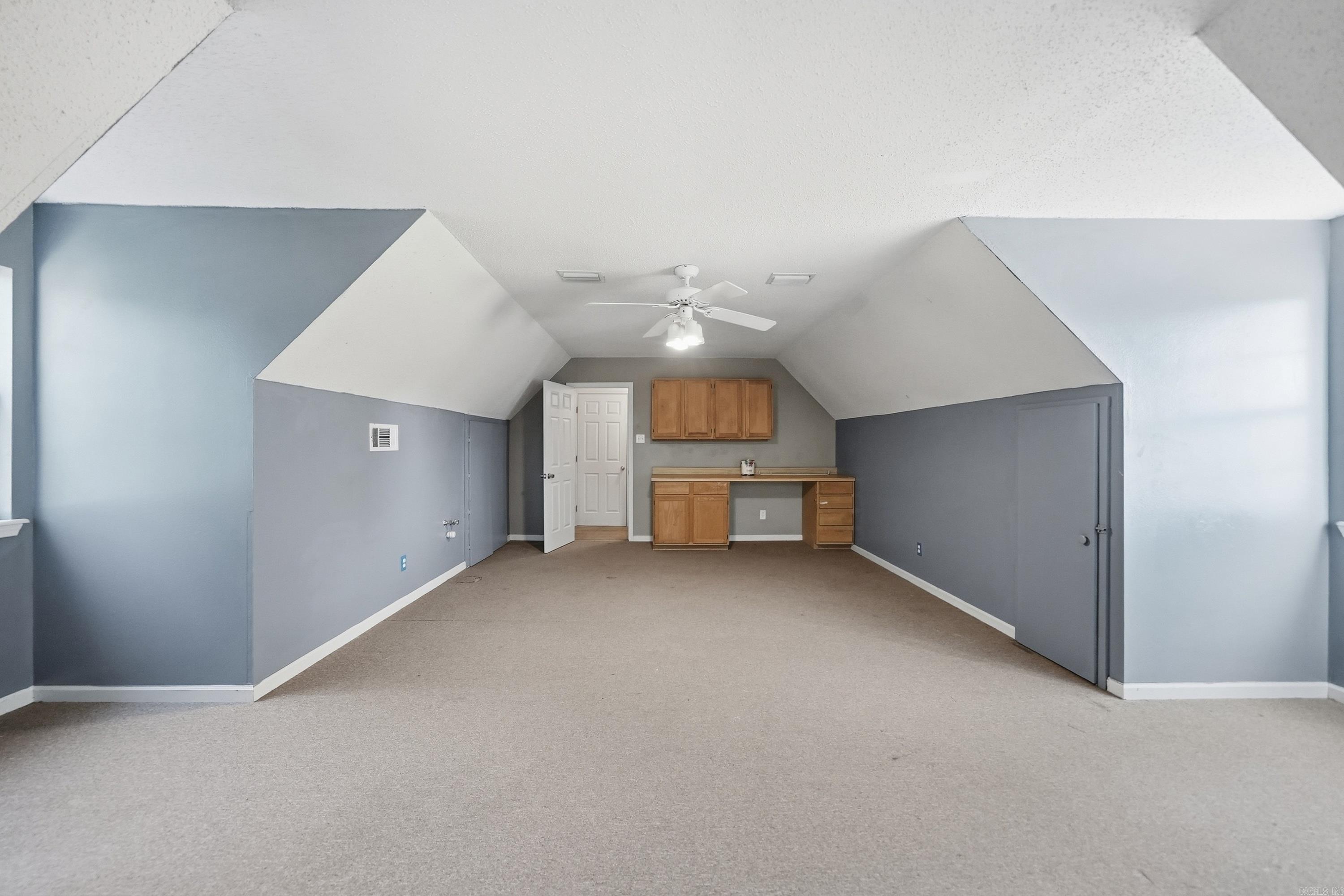 6 Meadowbrook Drive Property Photo 38
