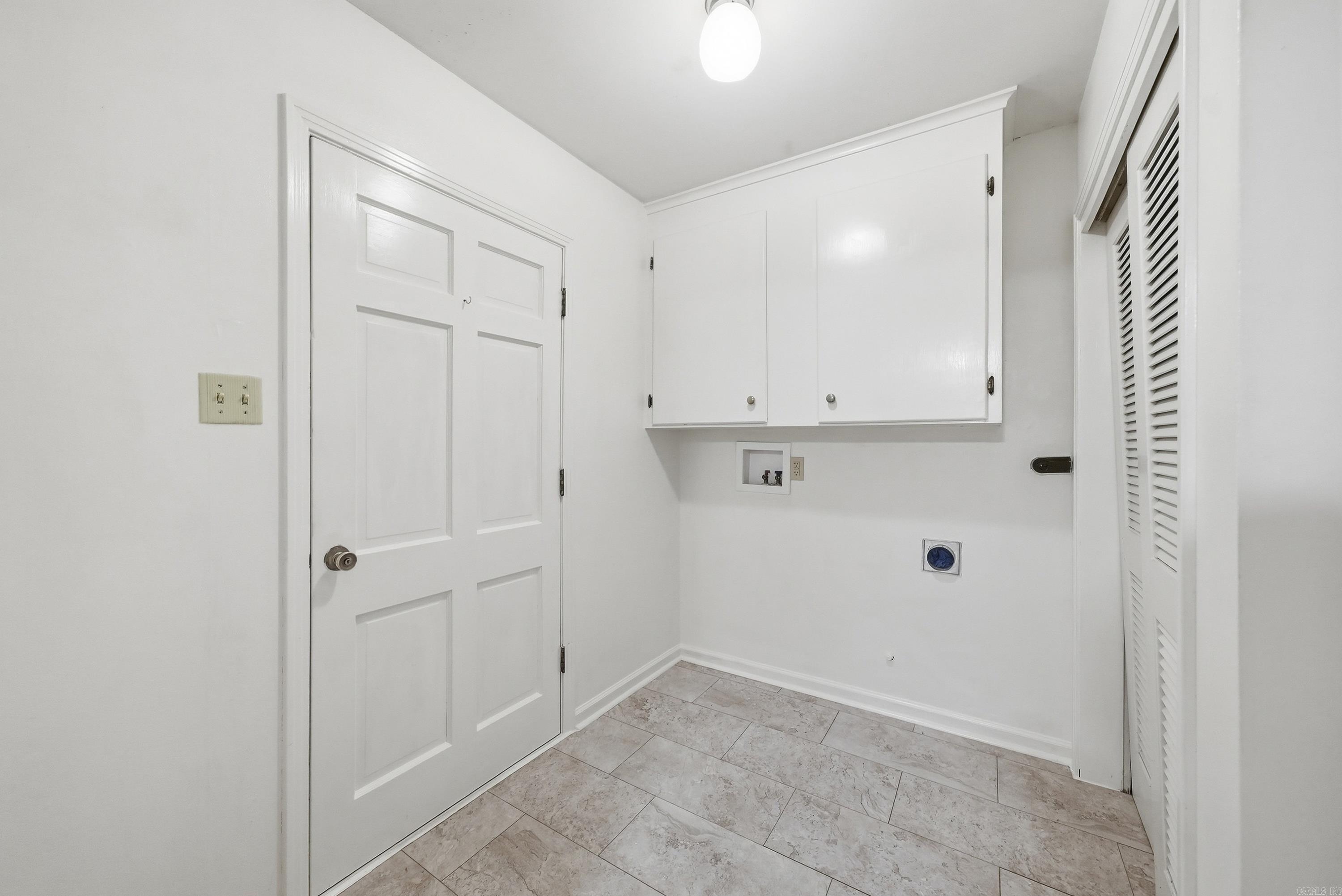 6 Meadowbrook Drive Property Photo 41
