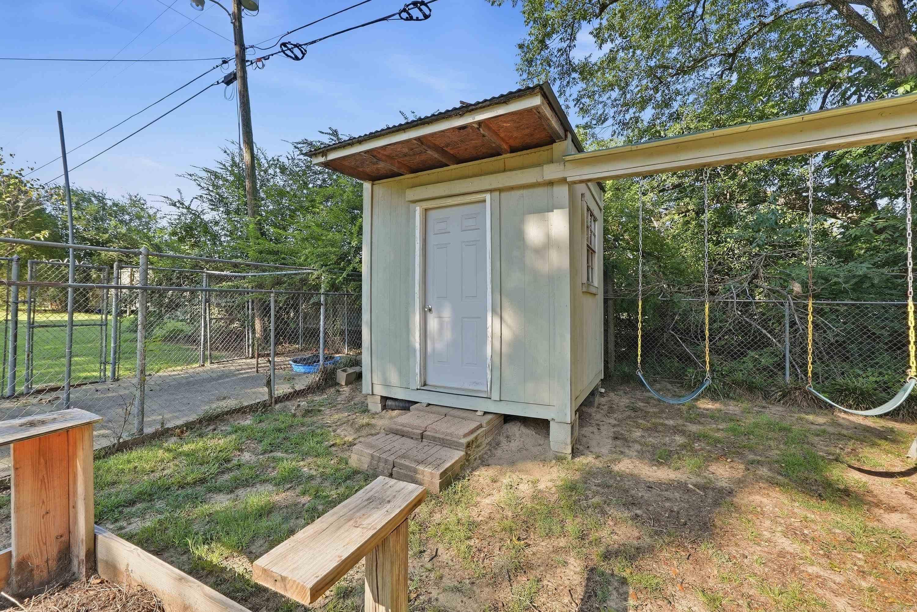 6 Meadowbrook Drive Property Photo 46