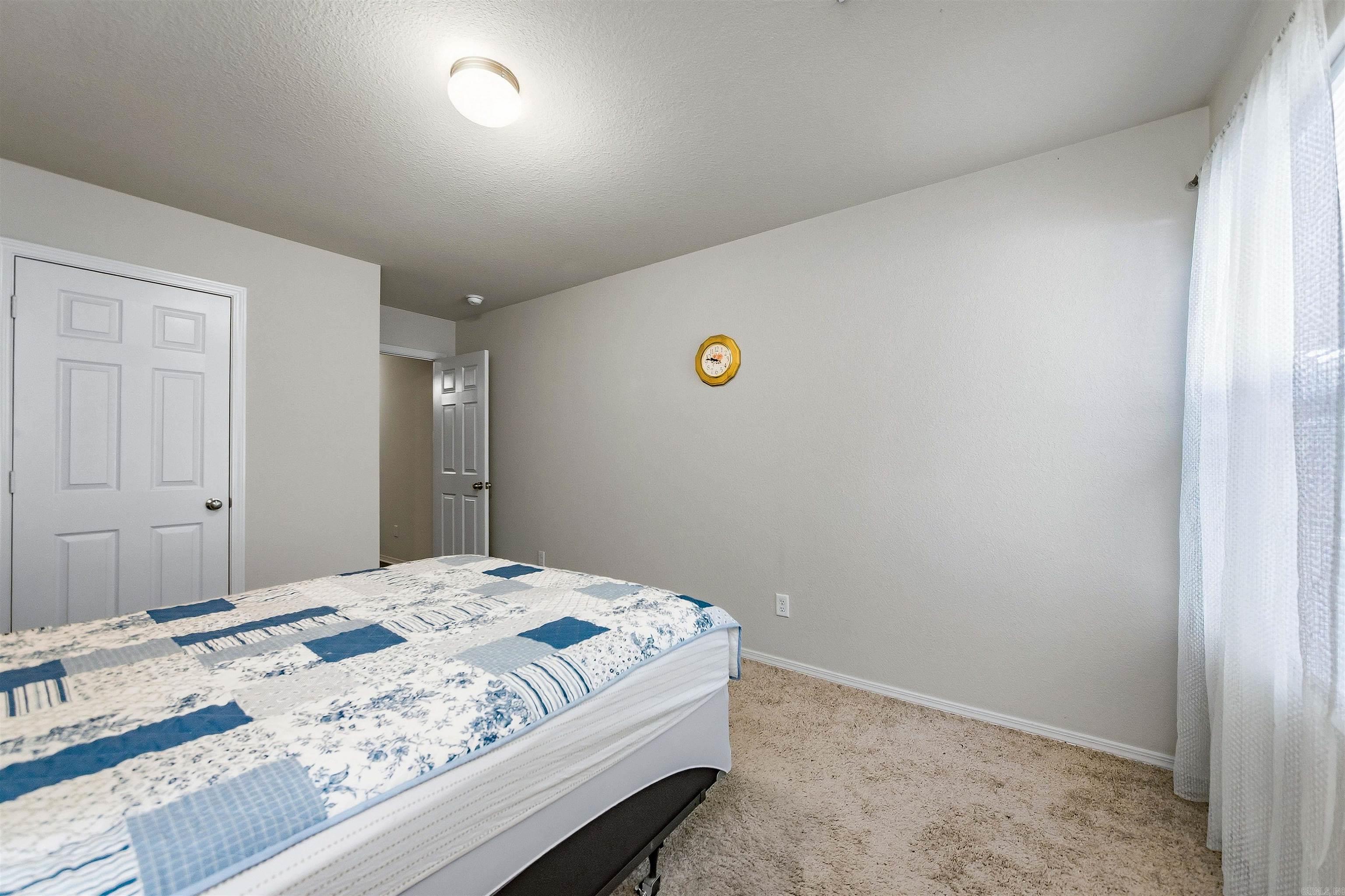 7130 Woodsgate Cove Property Photo 9