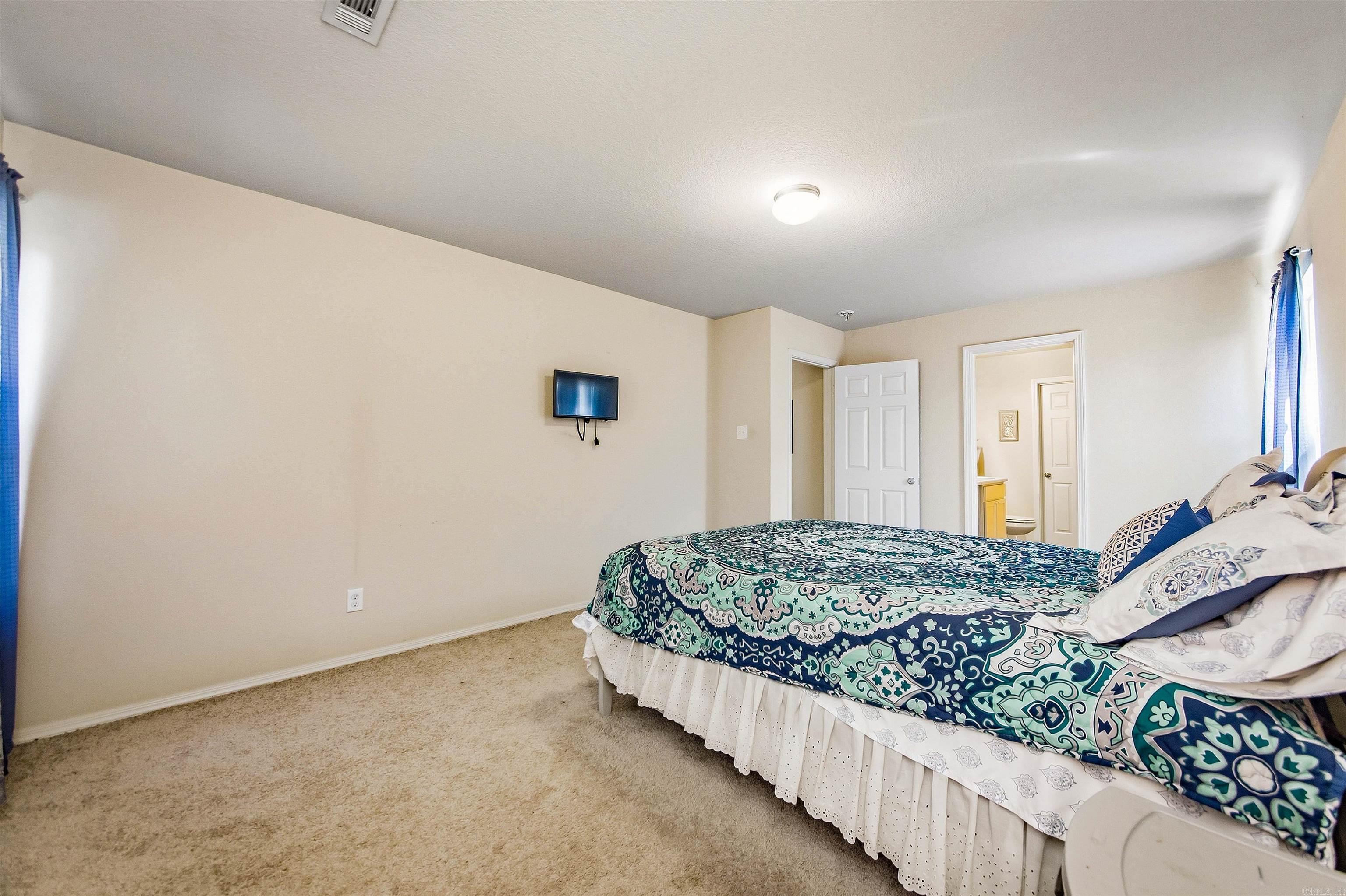 7130 Woodsgate Cove Property Photo 19