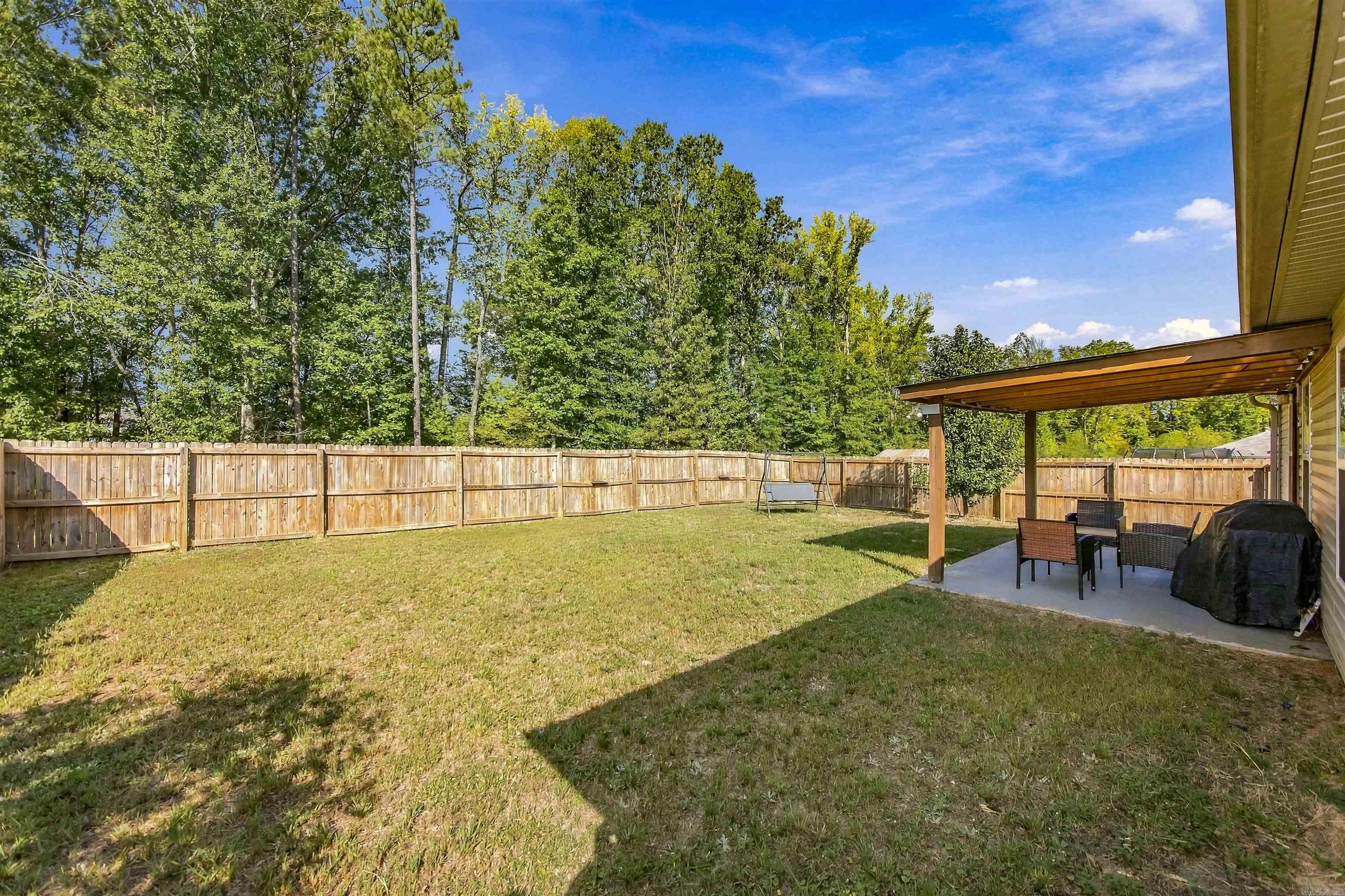 7130 Woodsgate Cove Property Photo 27