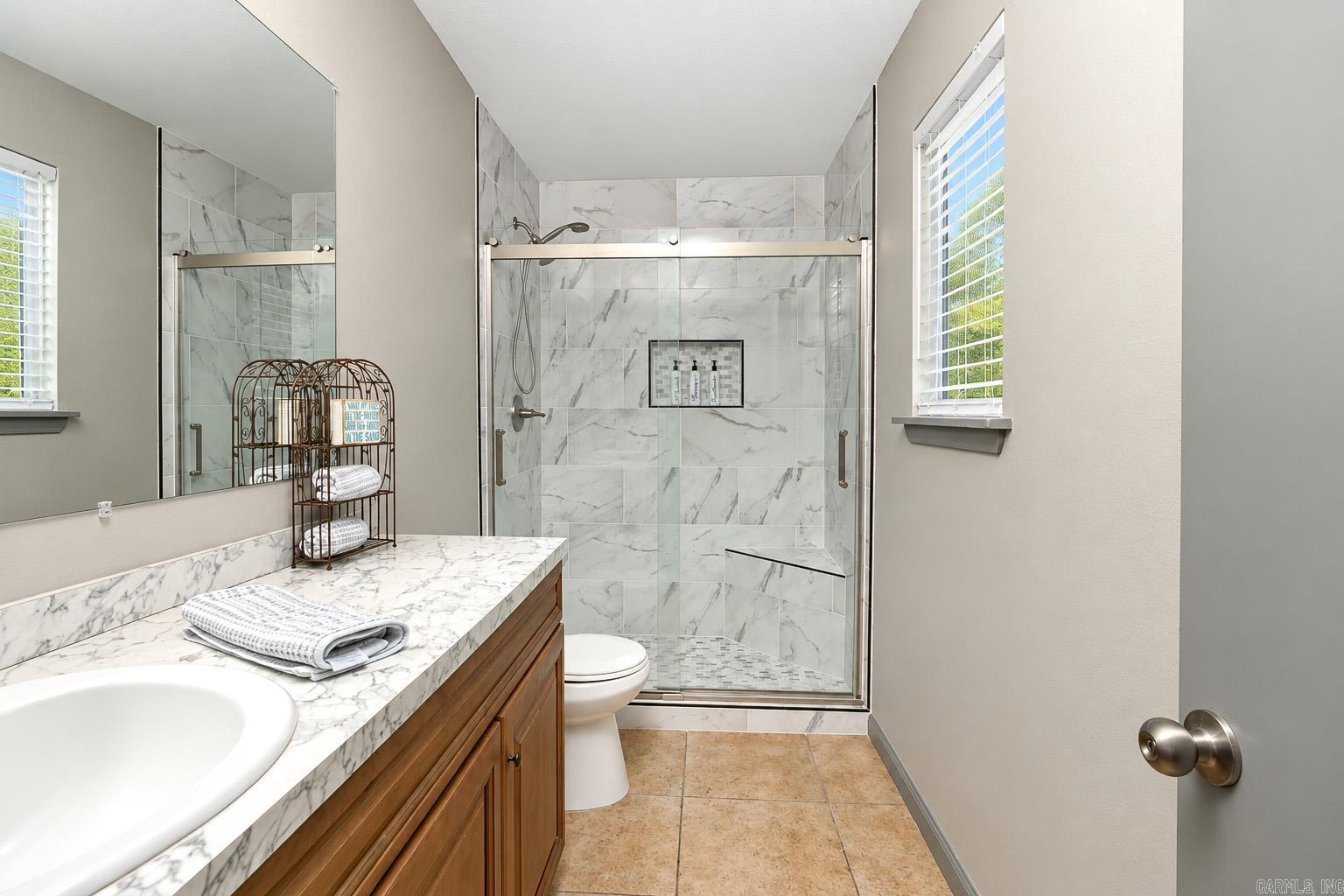 215 Pin Oak Drive Property Photo 17