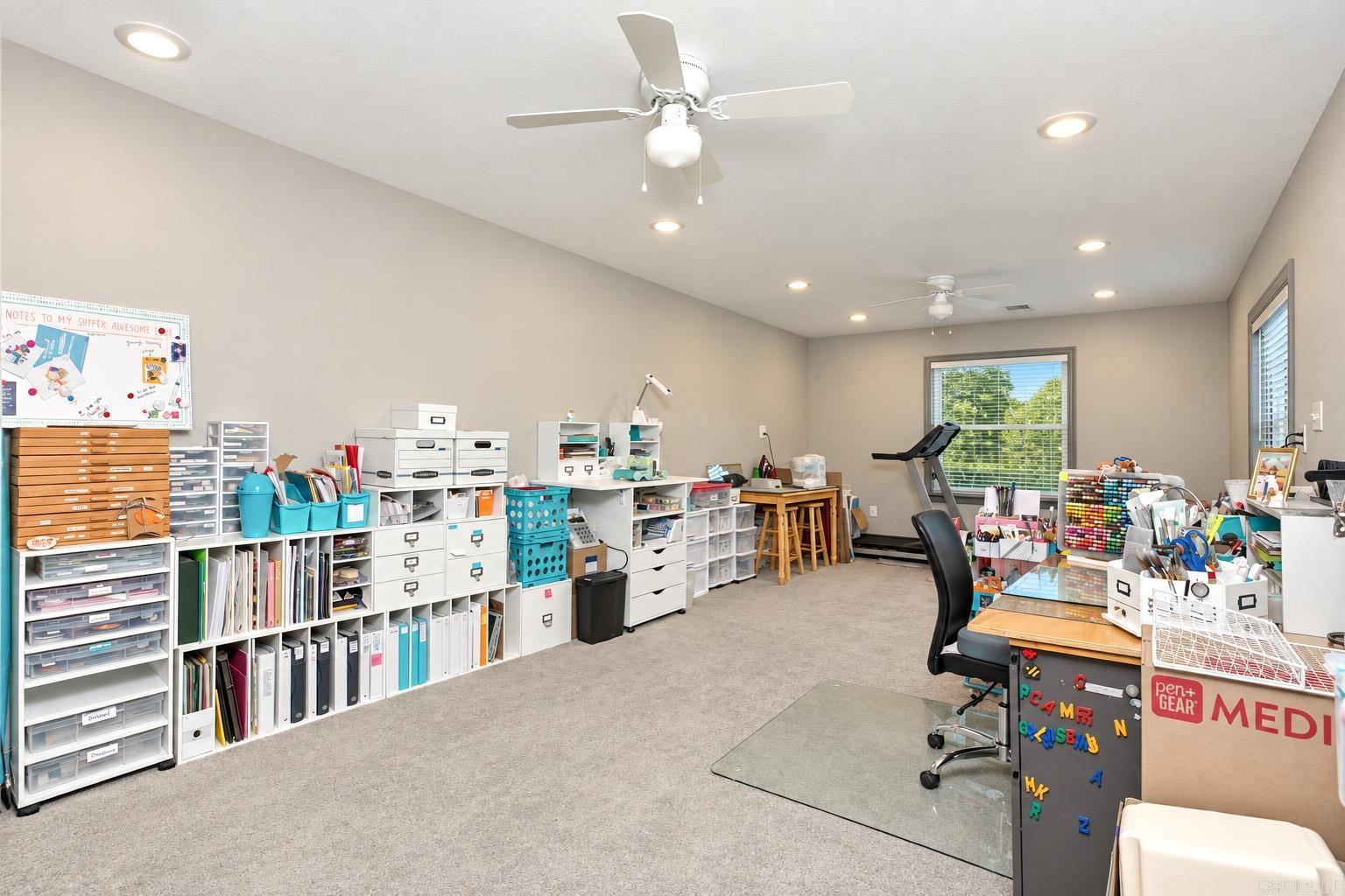 215 Pin Oak Drive Property Photo 19