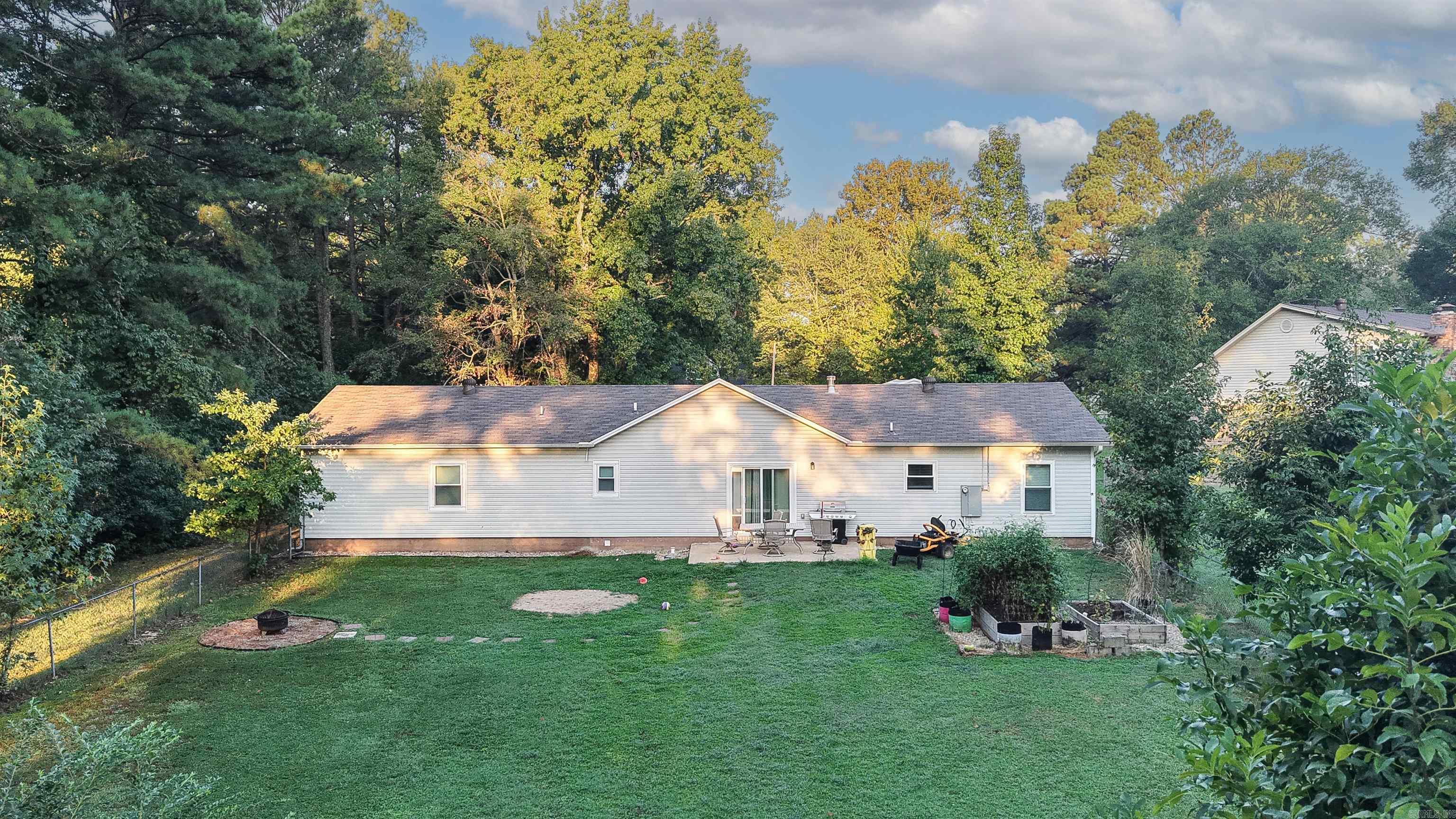 215 Pin Oak Drive Property Photo 21