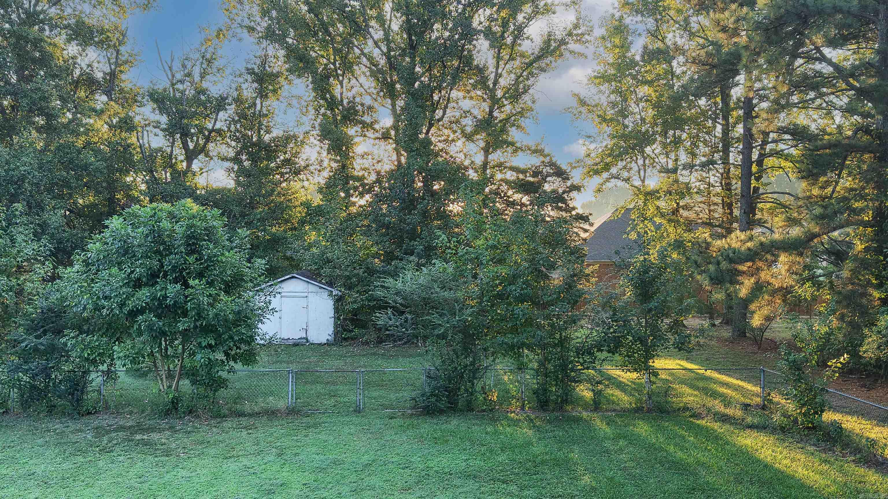 215 Pin Oak Drive Property Photo 23