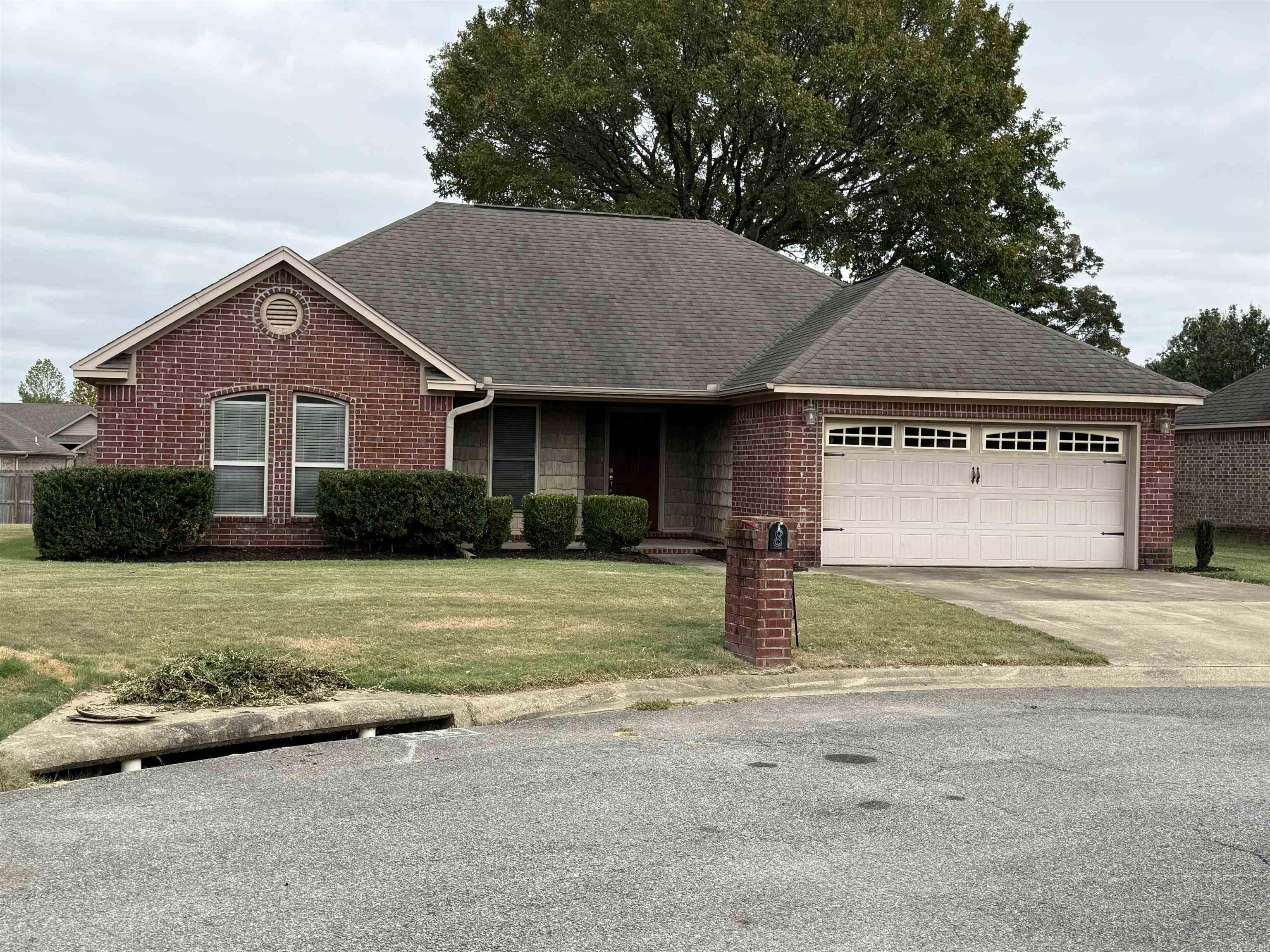 8 Ragan Court Property Photo 2
