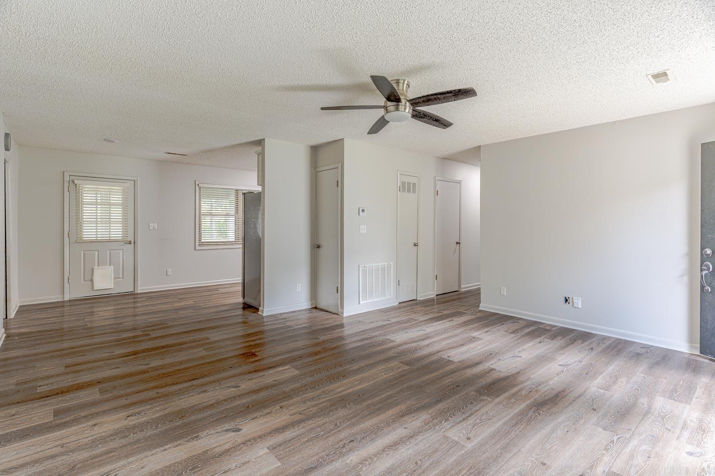1204 E Union Avenue Property Photo 7