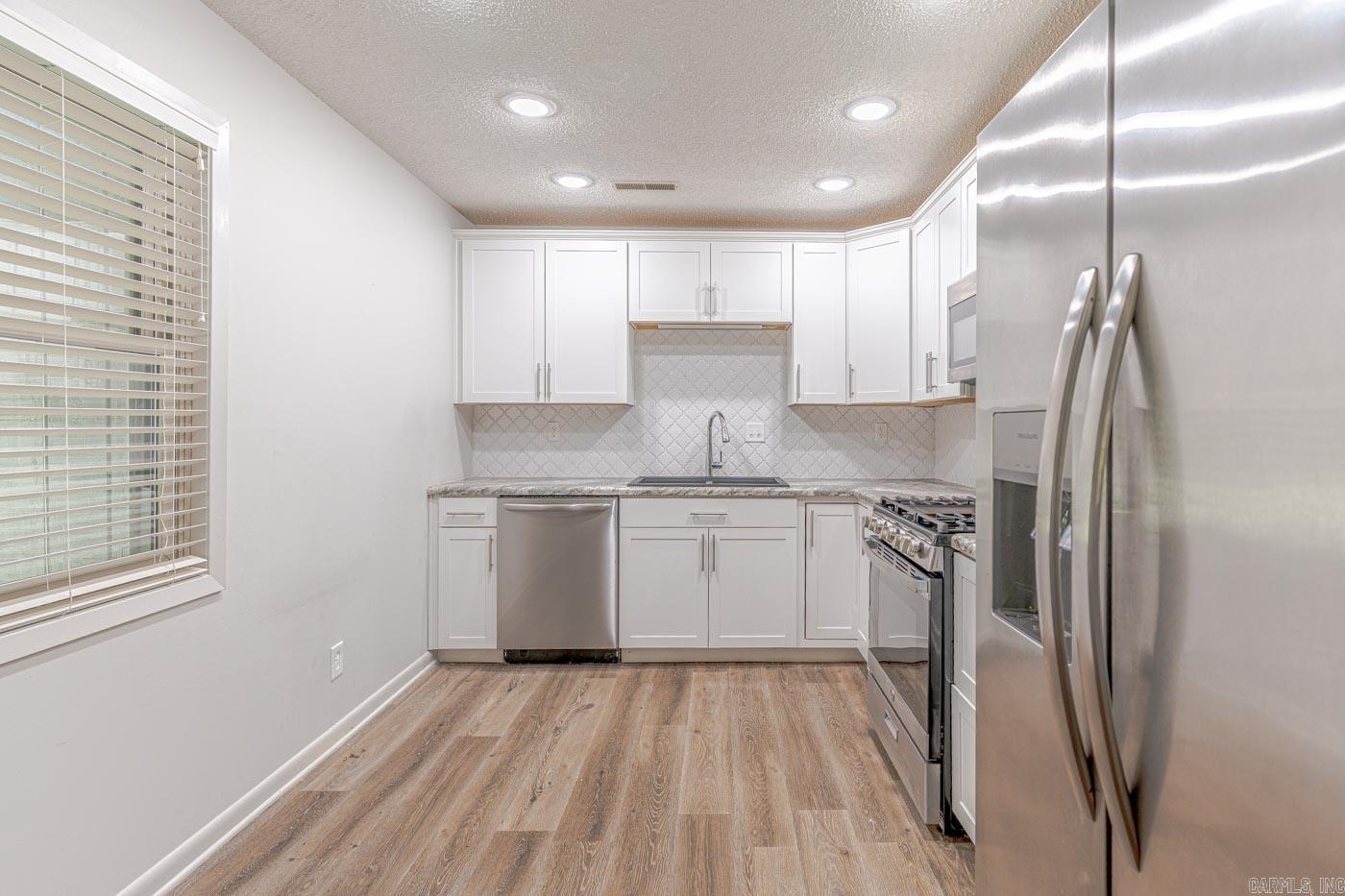 1204 E Union Avenue Property Photo 11