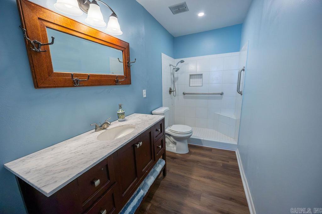 135 Hillview Dr #25 Property Photo 7