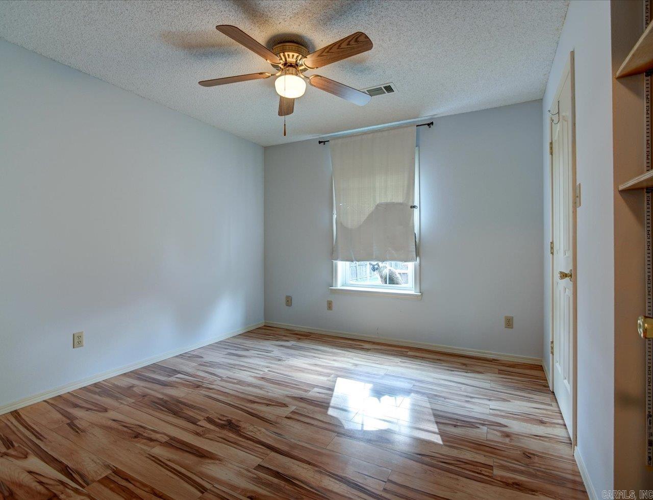 116 Wolf Ridge Drive Property Photo 10