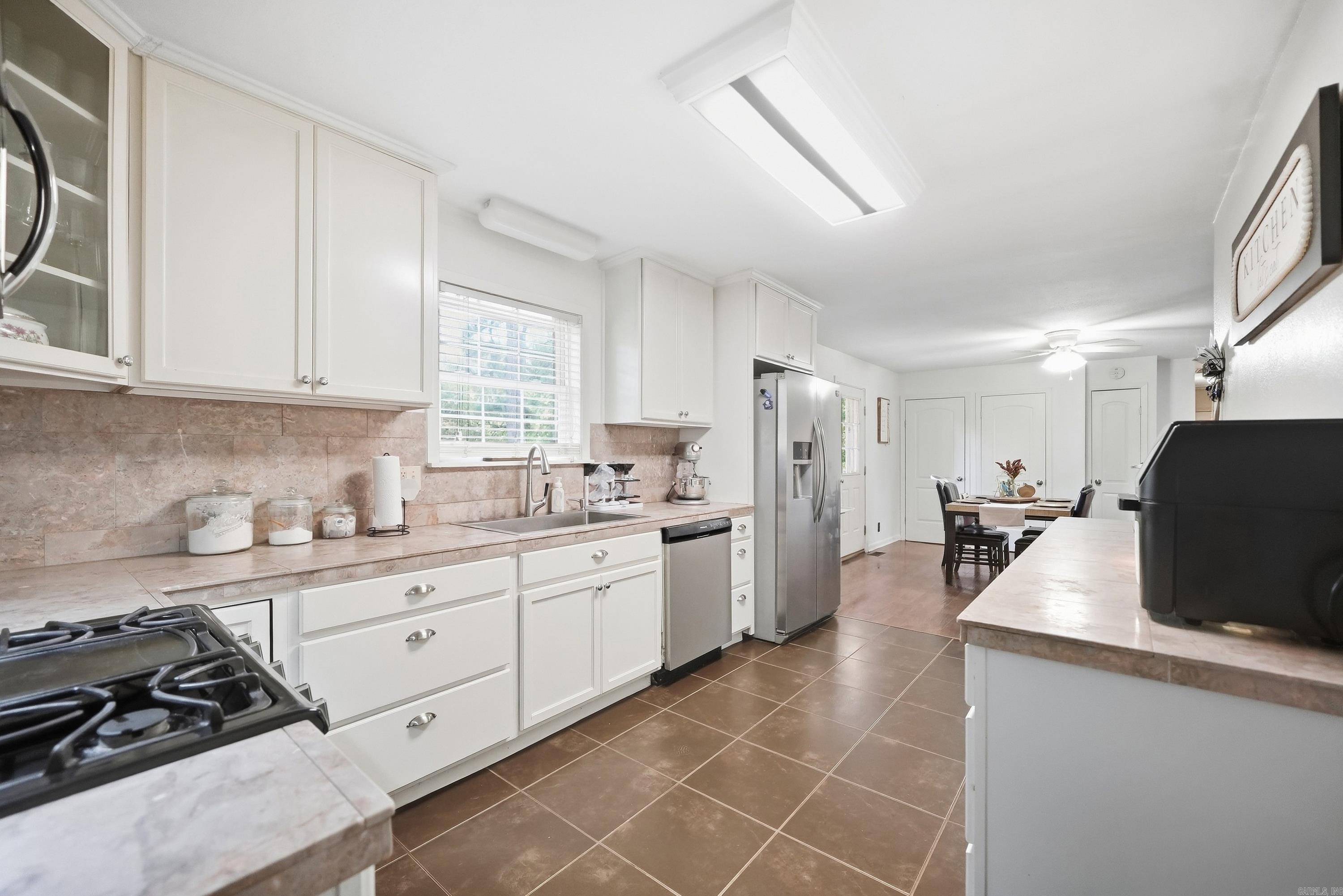1509 View Street Property Photo 13