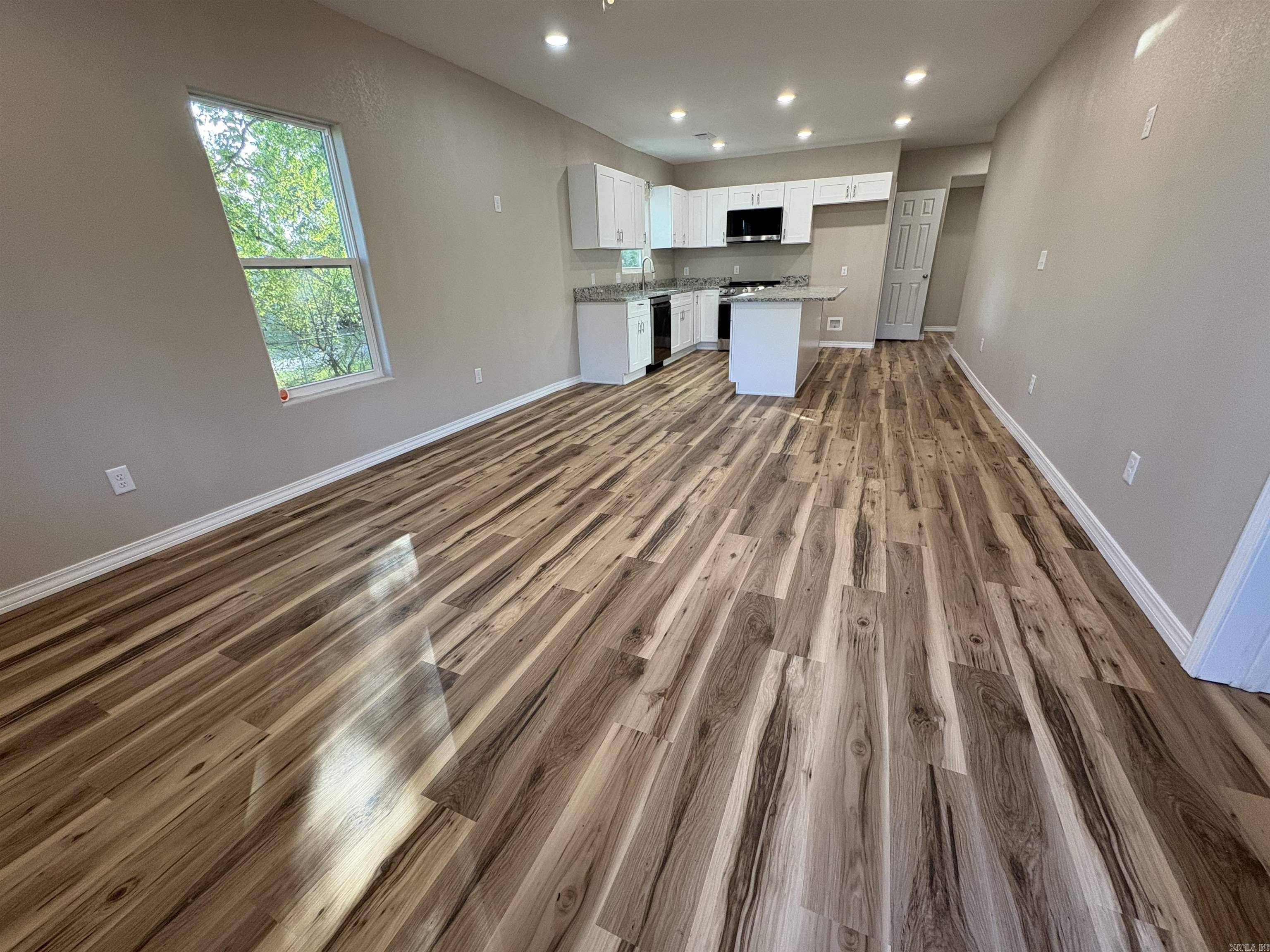 75 N Johnsonville Street Property Photo 4
