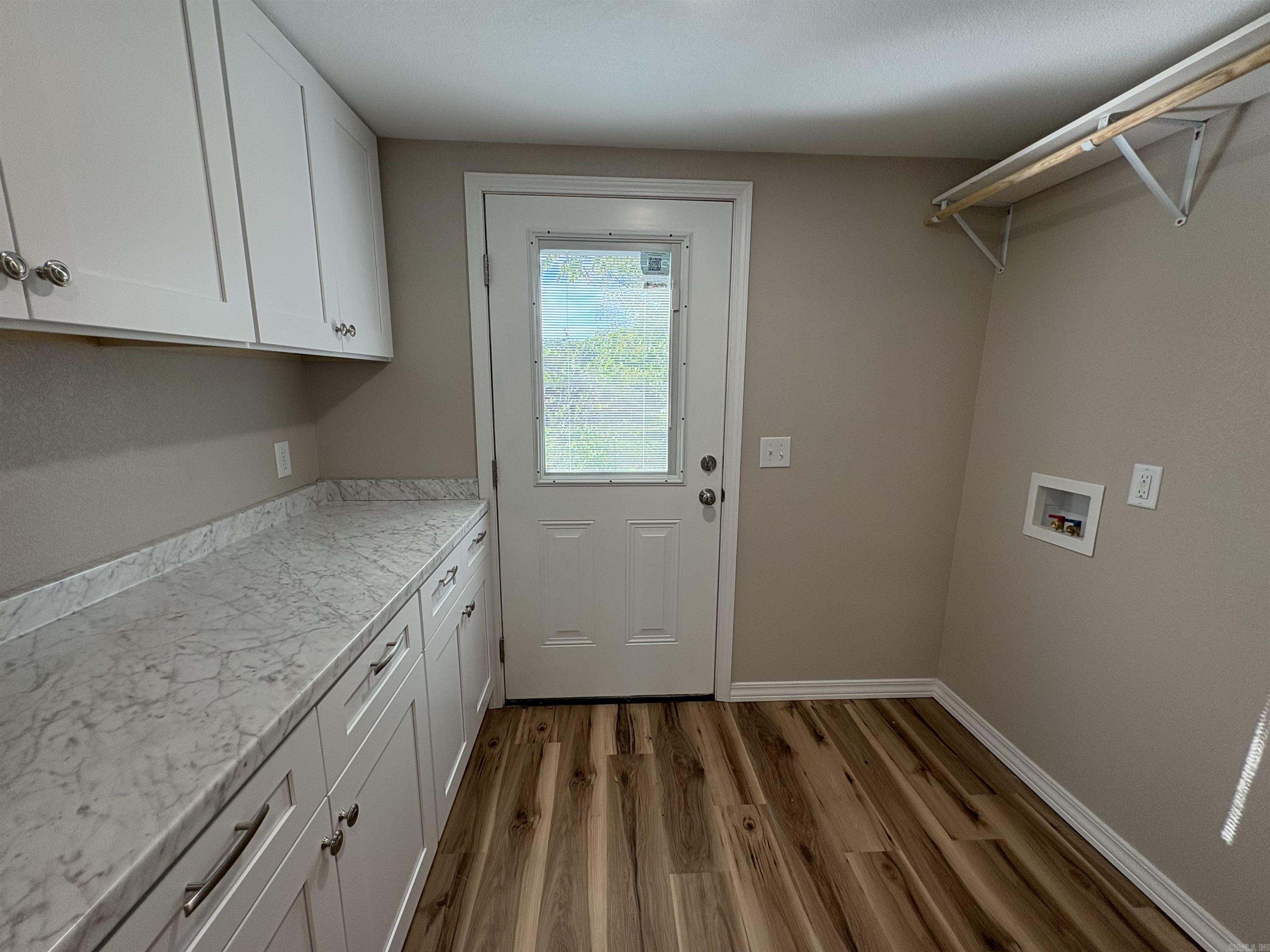 75 N Johnsonville Street Property Photo 11