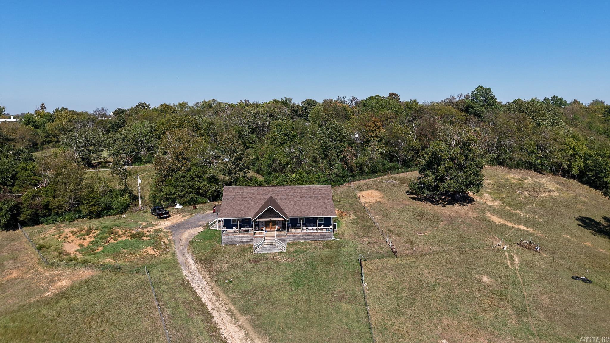 226 Feemster Drive Property Photo 3