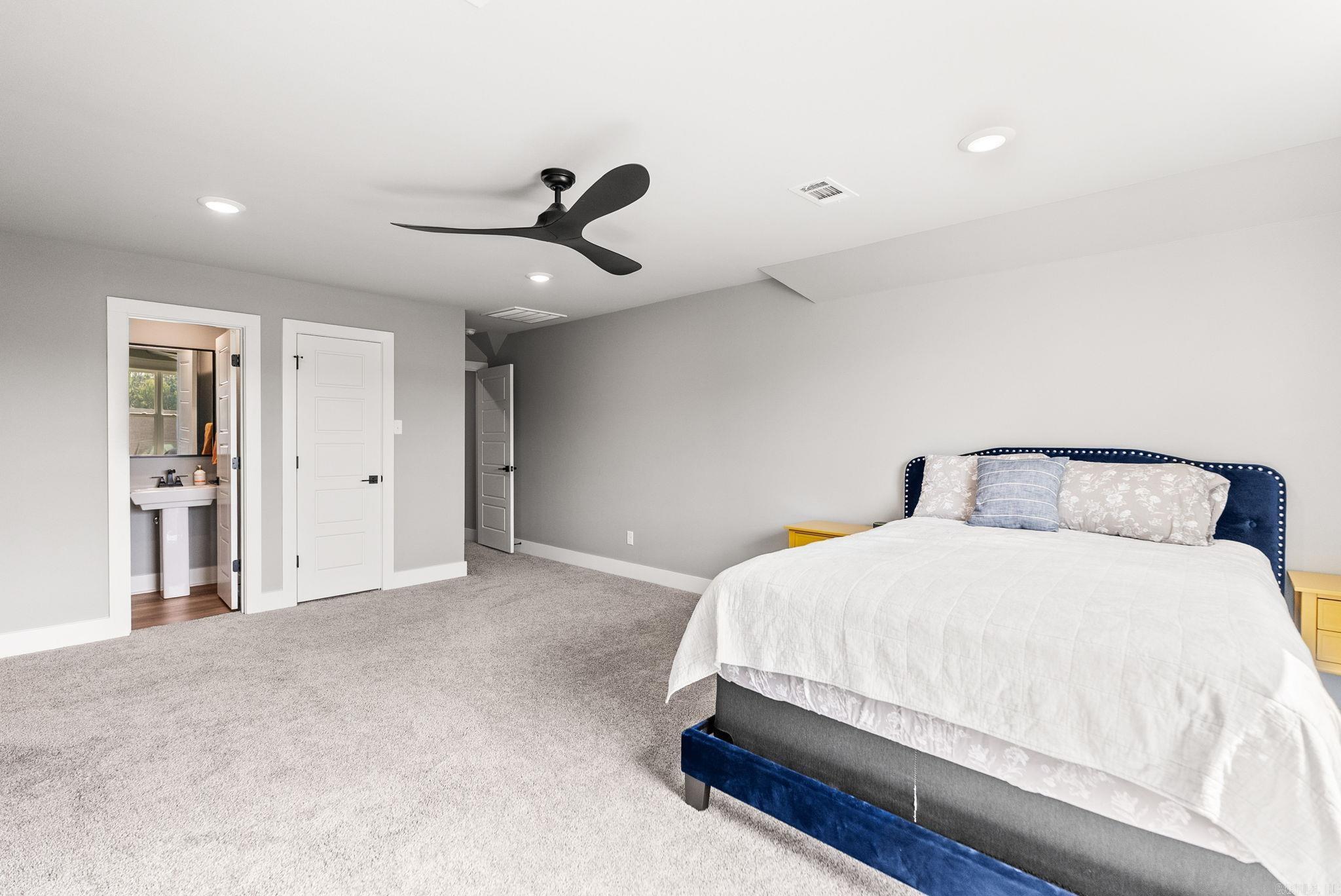 153 Cordell Property Photo 39