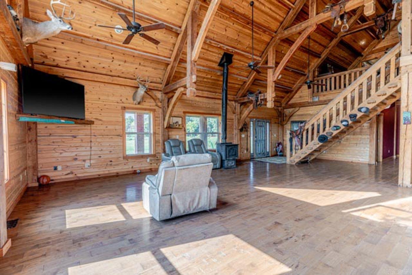 11752 E Highway 62 E Property Photo 10
