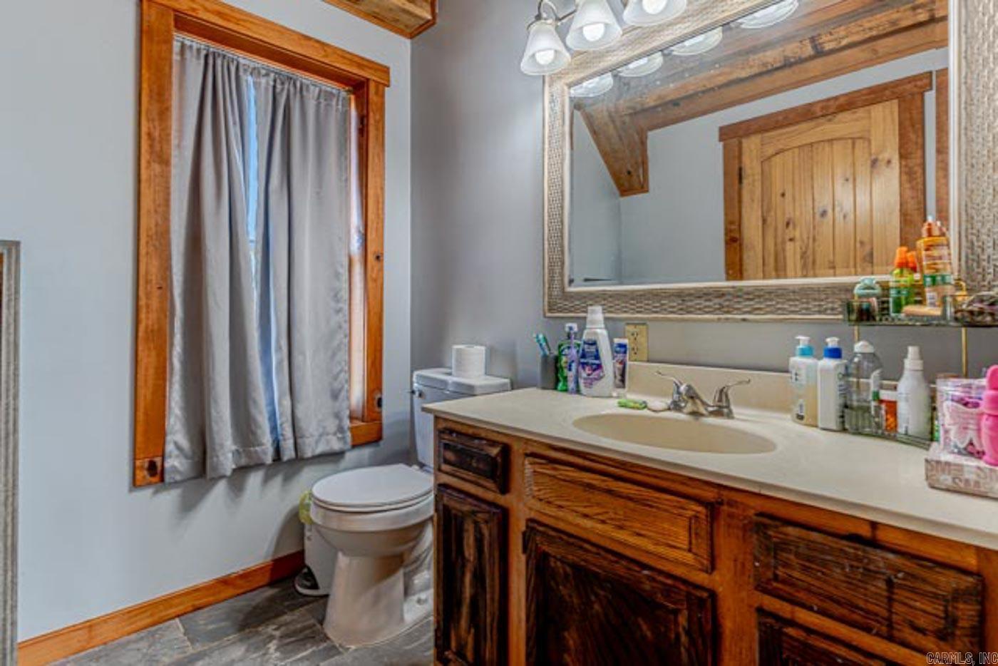 11752 E Highway 62 E Property Photo 26
