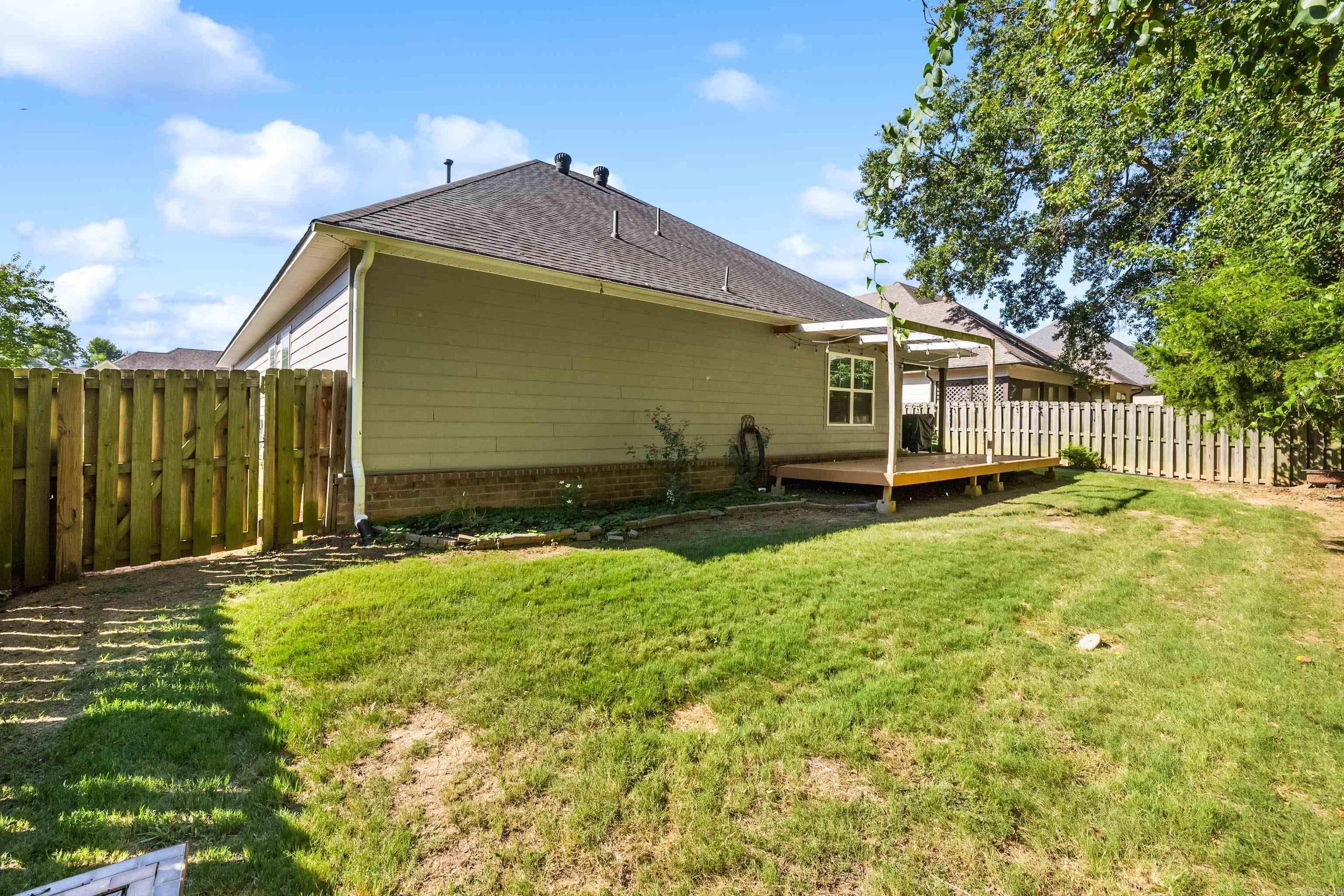 1980 Massee Gardens Property Photo 29
