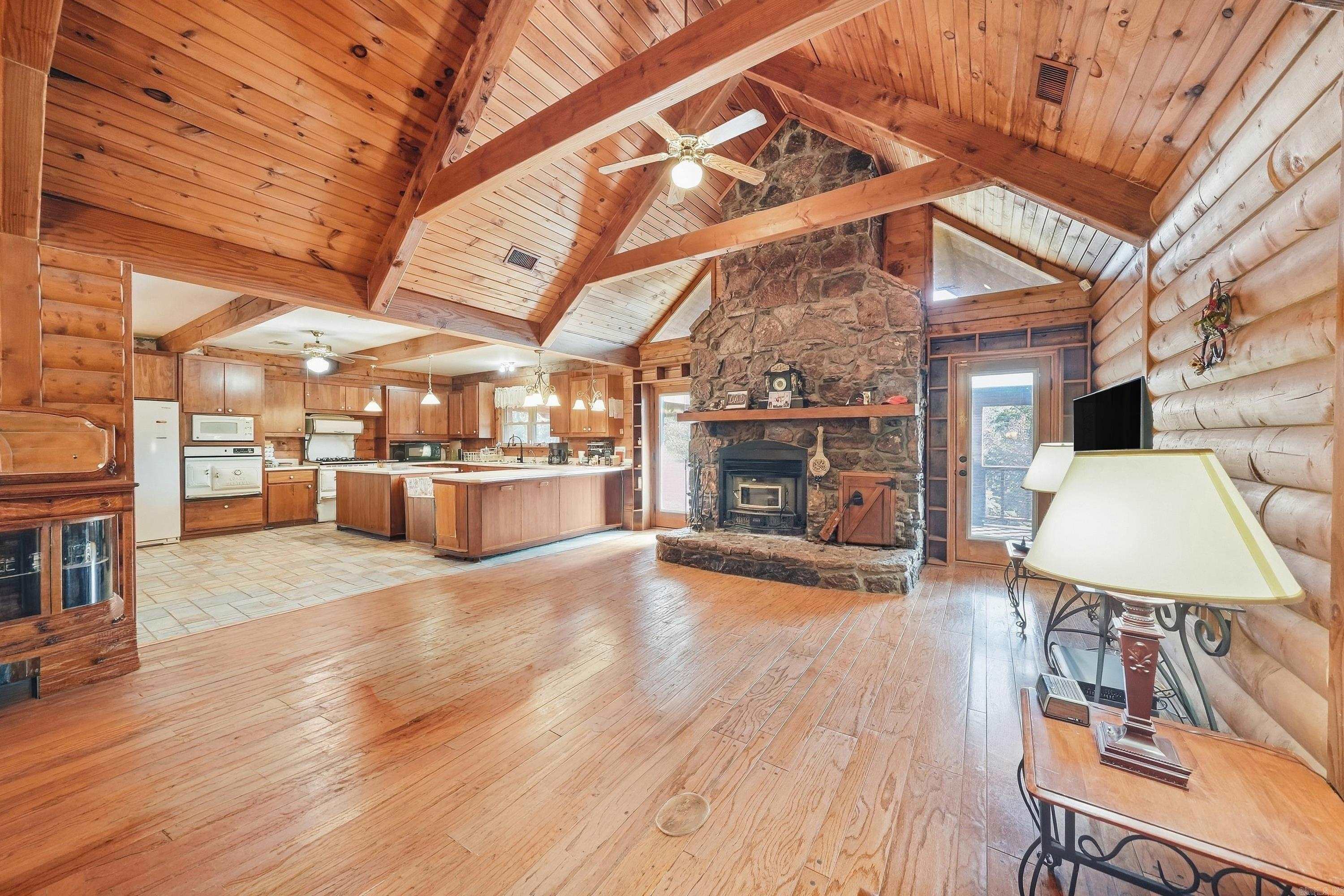 4766 Highway 157 Property Photo 4