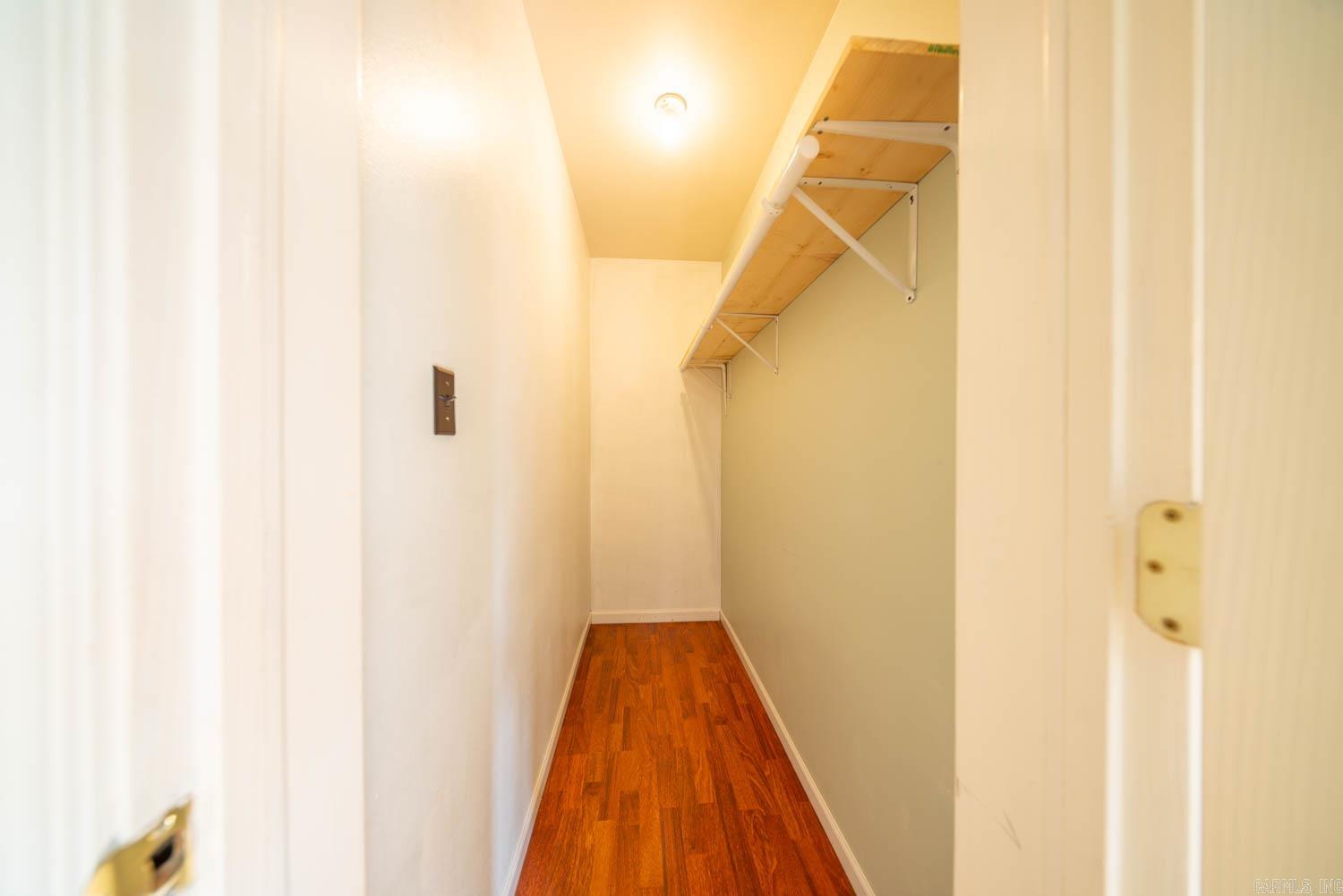 401 Hall Street Property Photo 9
