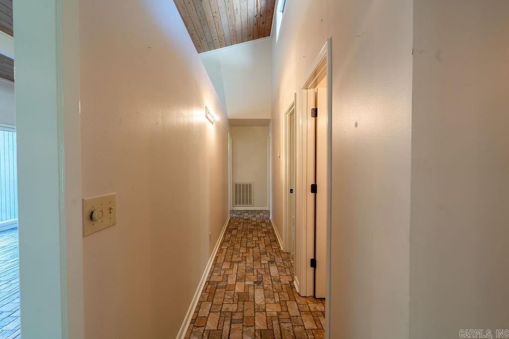 1108 Scenic Place Property Photo 28