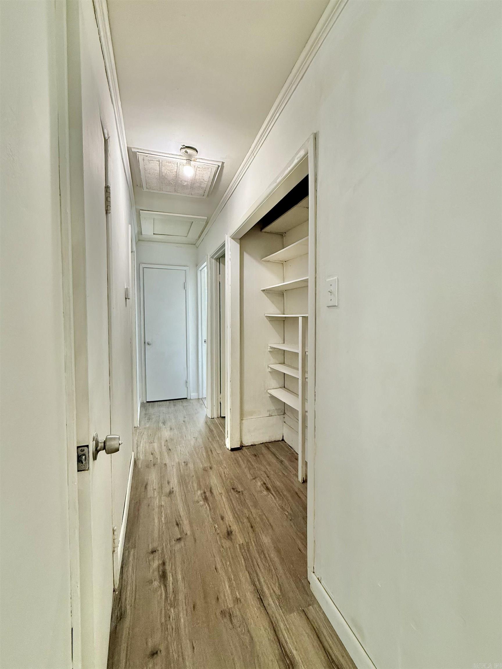 728 Lucas Lane Property Photo 13