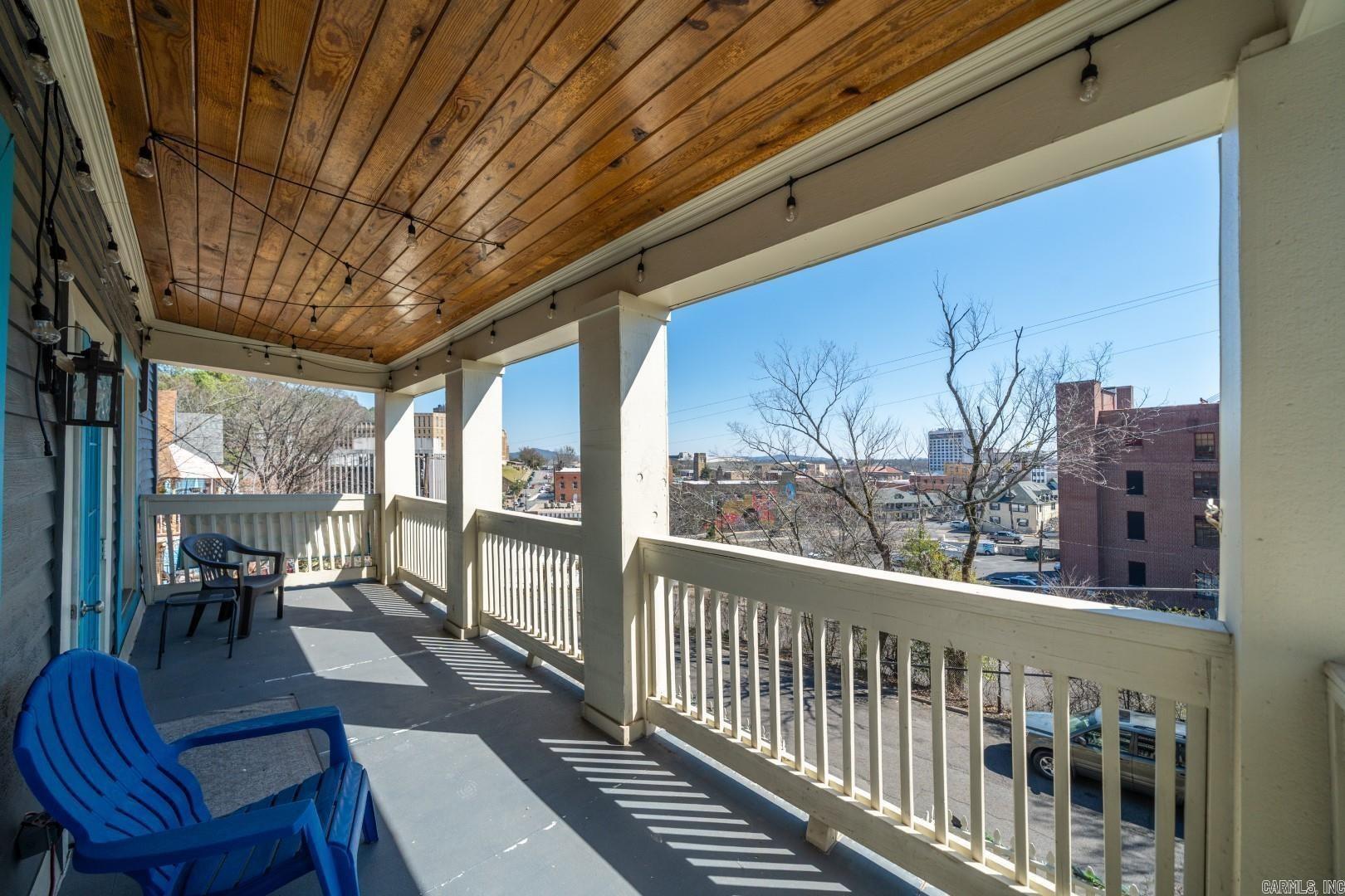 224 Court Street Property Photo 32