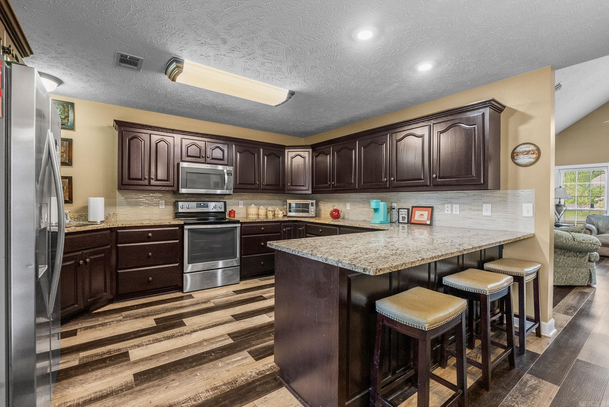 23 Northlake Circle Property Photo 11