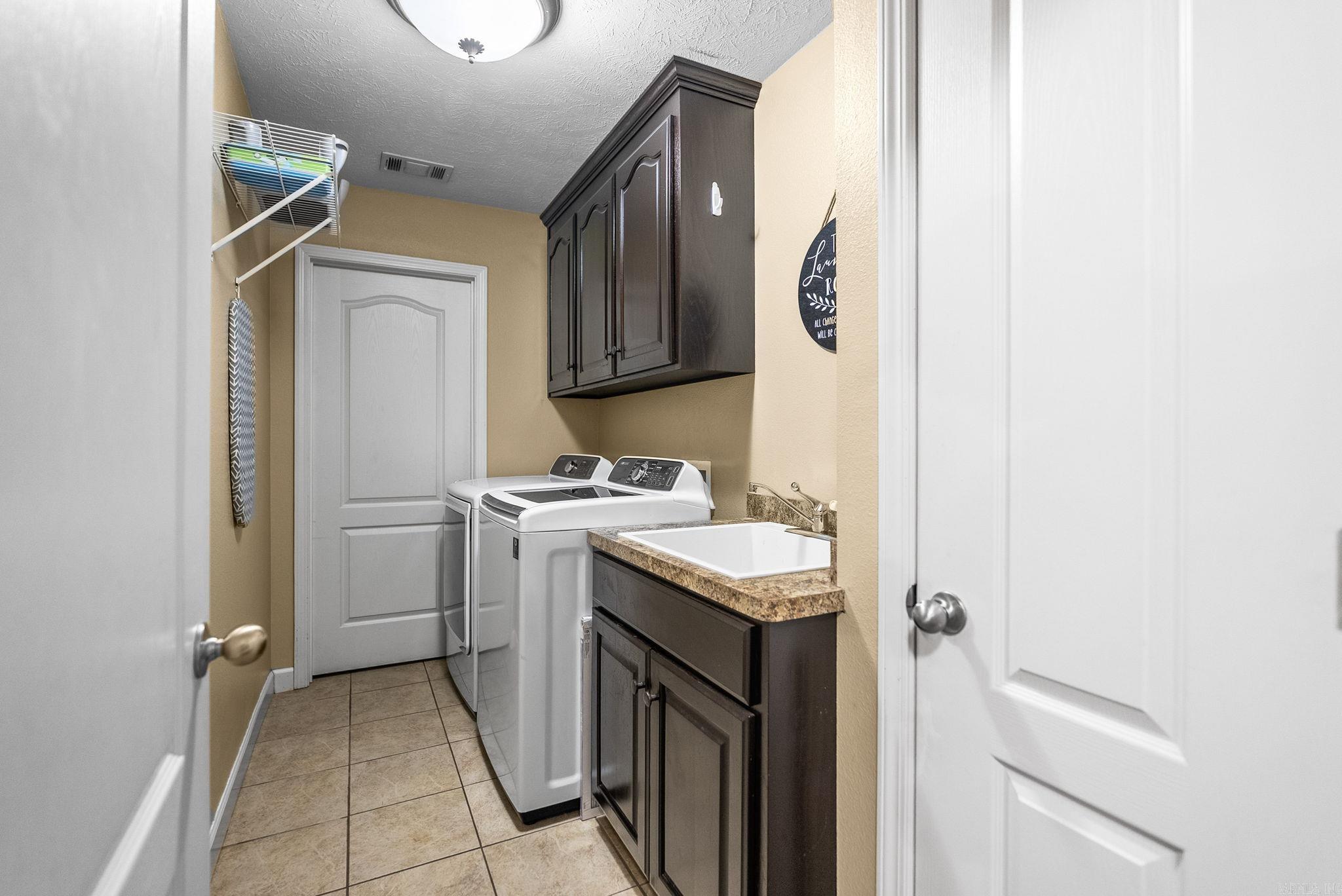 23 Northlake Circle Property Photo 18