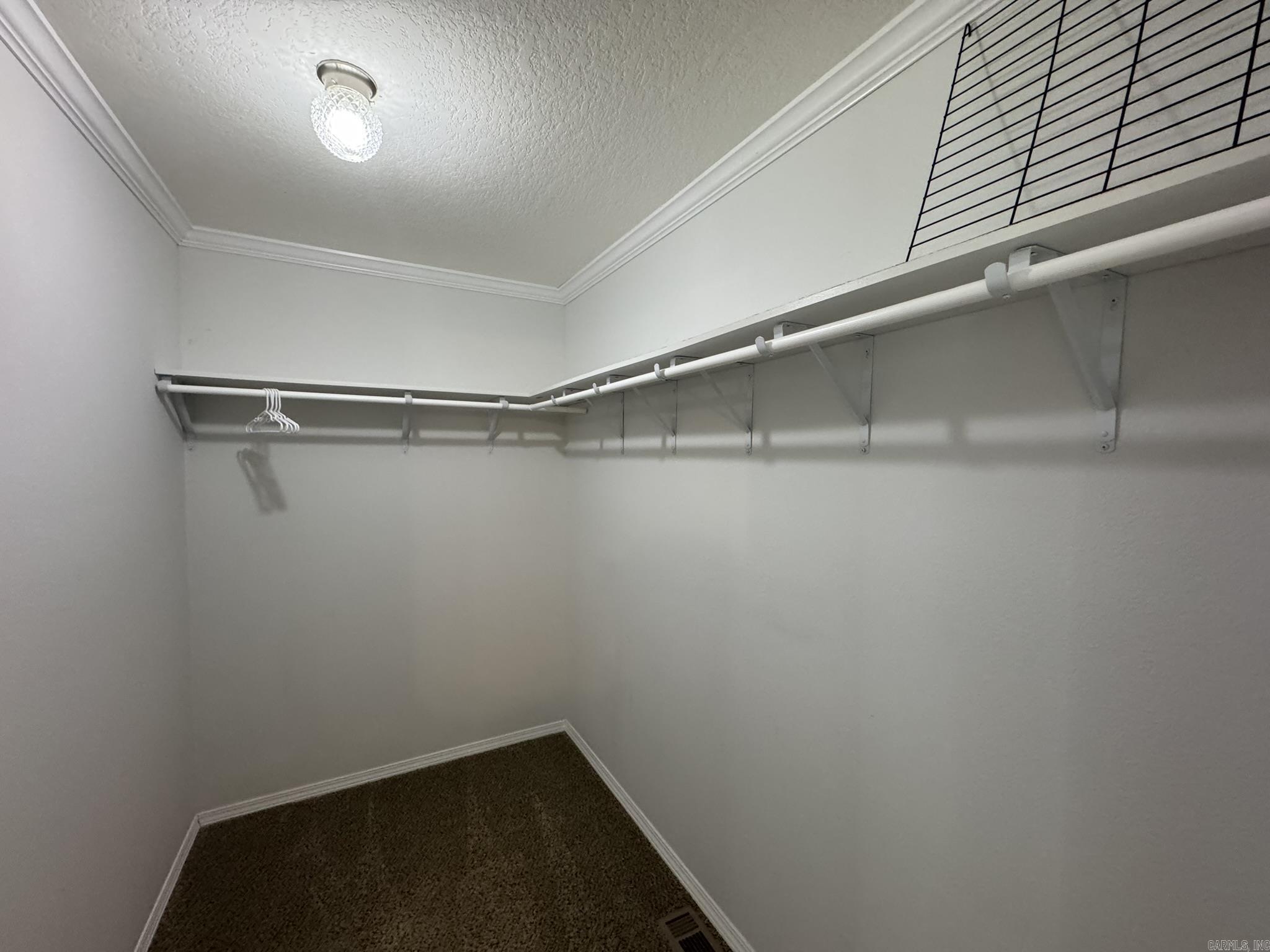 24 Clear Creek Court Property Photo 9